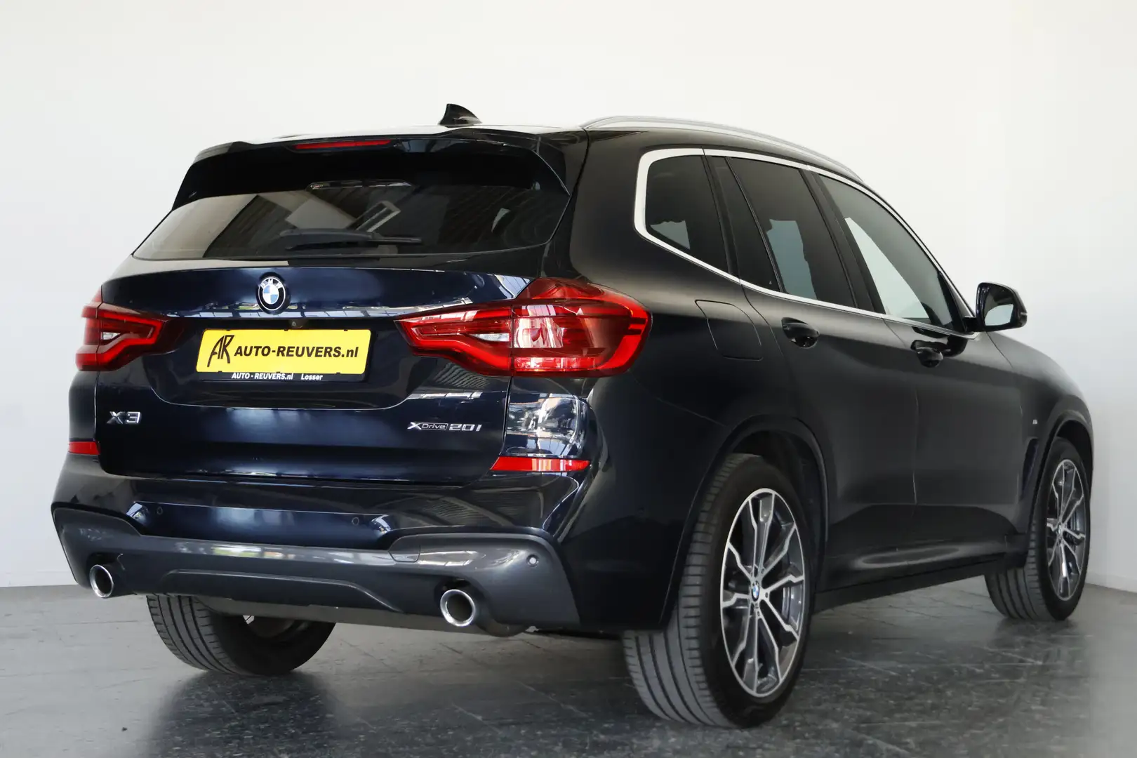 BMW X3 xDrive20i High Executive / Opendak / Leder / LED / Zwart - 2