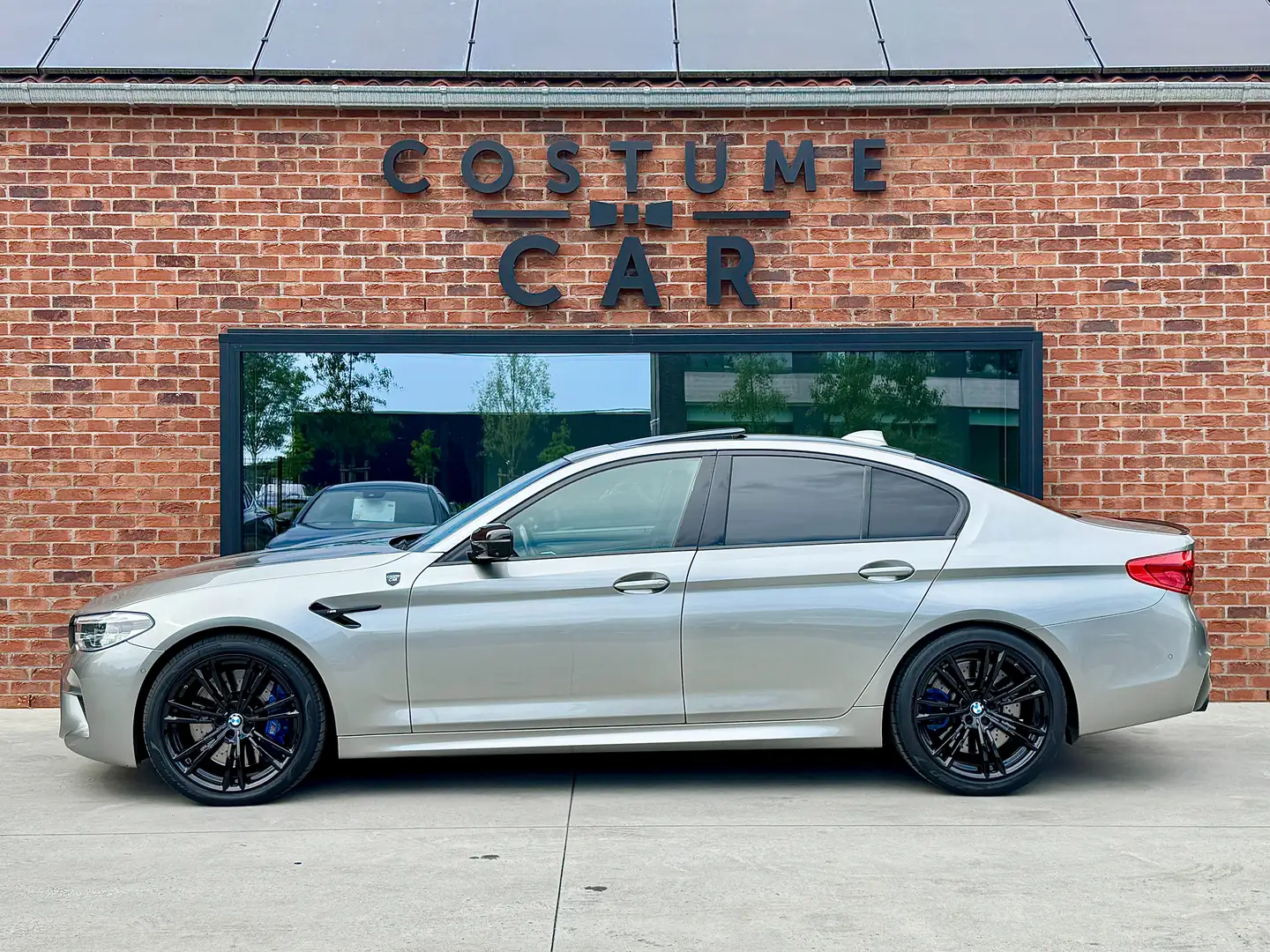 BMW M5 Toit ouvrant - H/K - Caméra 360° - Cuir noir Gris - 2