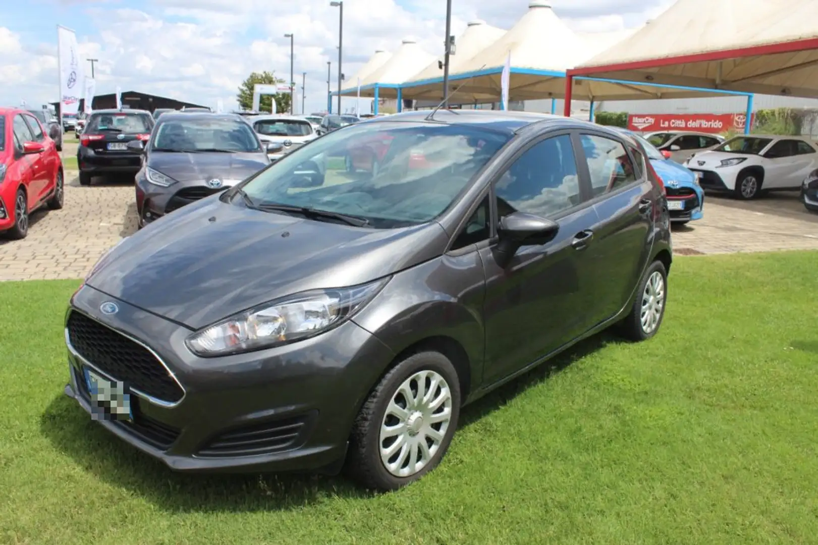 Ford Fiesta 1.4 5p. Bz.- GPL Titanium Gris - 1