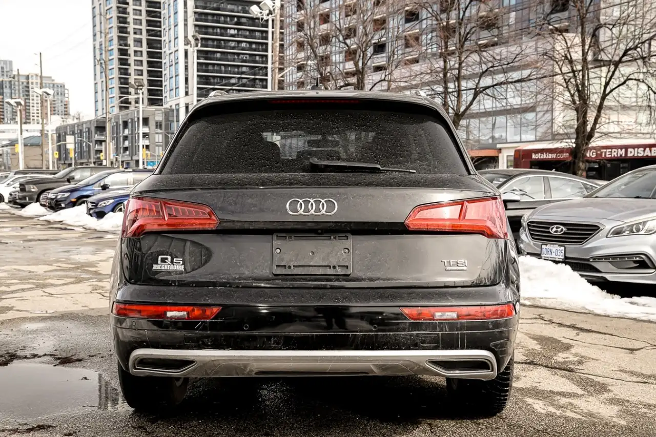 Audi Q5 снимка Audi Q5