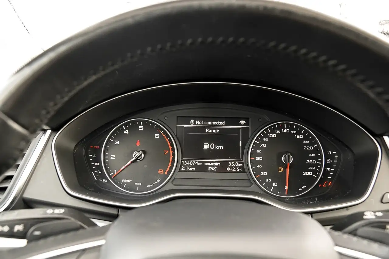 Audi Q5 снимка Audi Q5