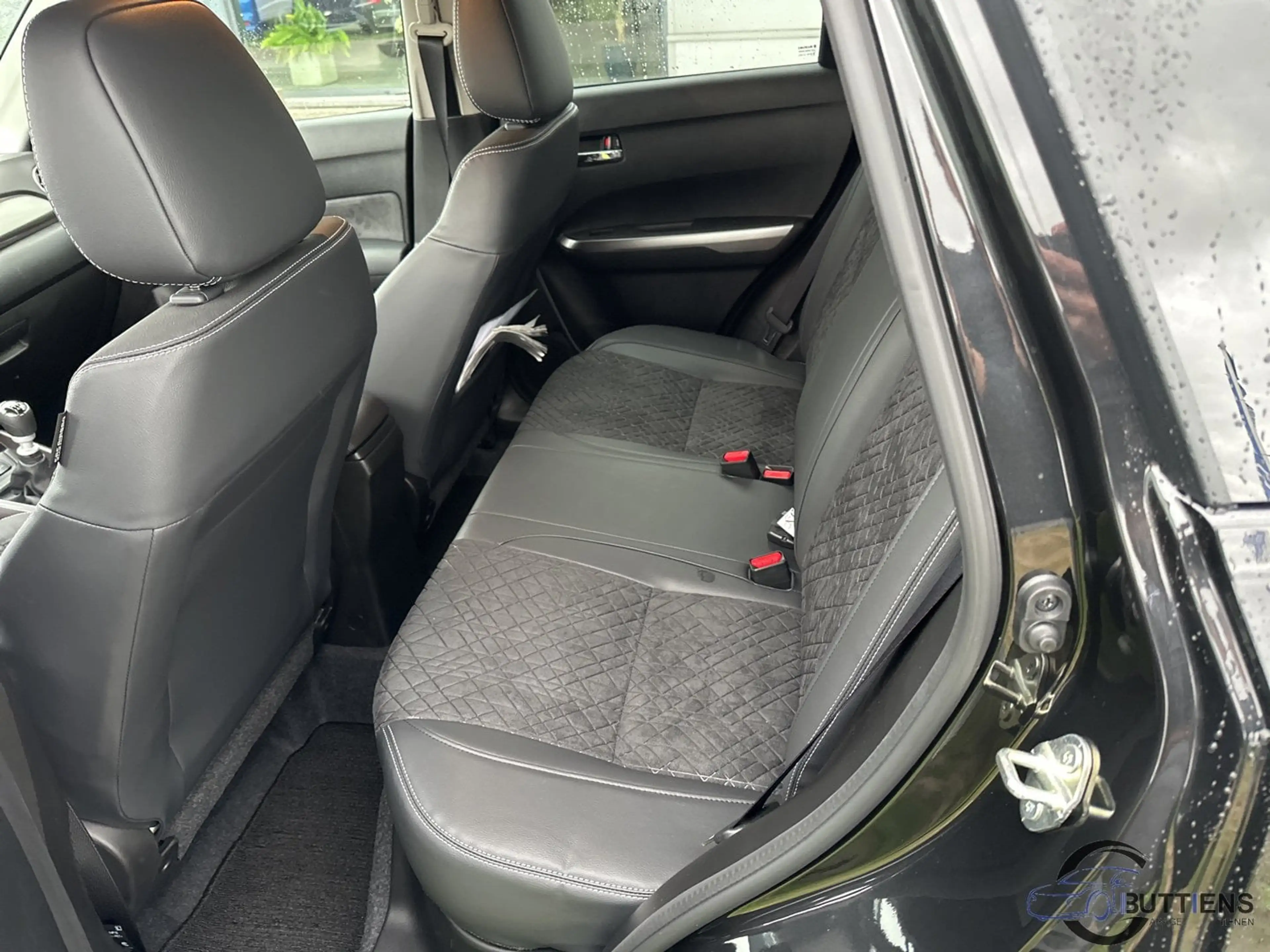Suzuki Vitara Grand Luxe Xtra SHVS 2WD (MY25) — photo 15