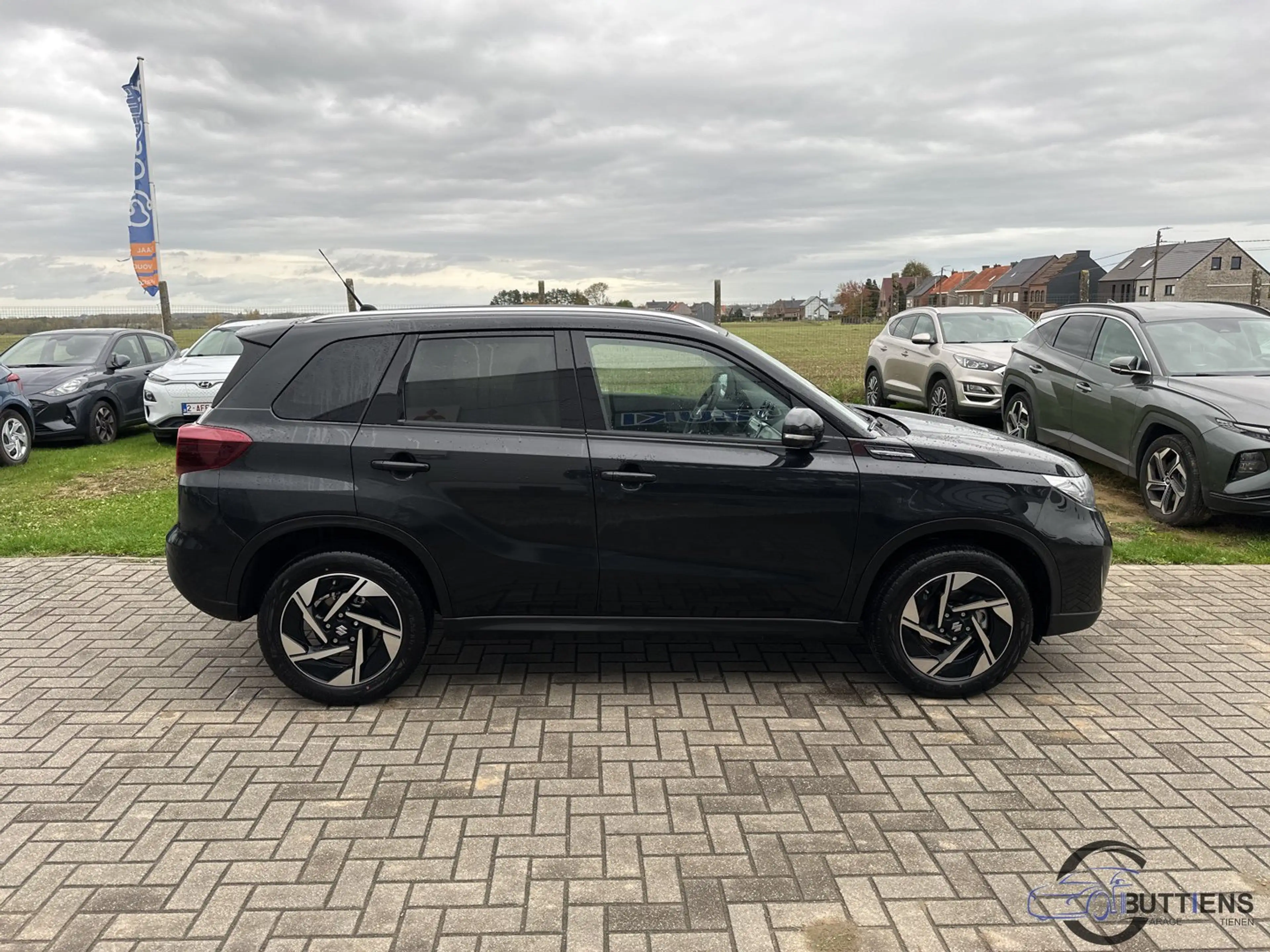 Suzuki Vitara Grand Luxe Xtra SHVS 2WD (MY25) — photo 6
