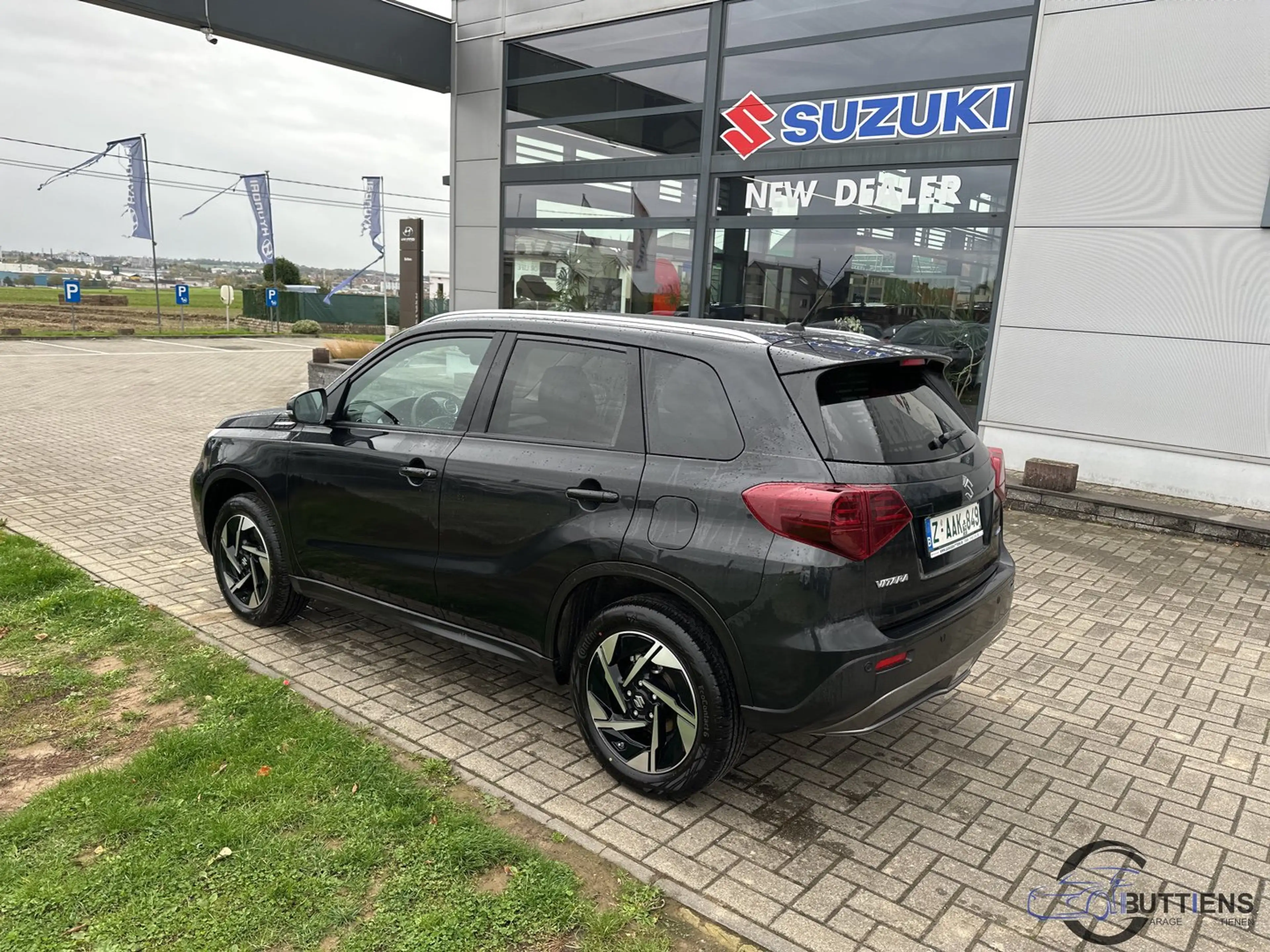 Suzuki Vitara Grand Luxe Xtra SHVS 2WD (MY25) — photo 3