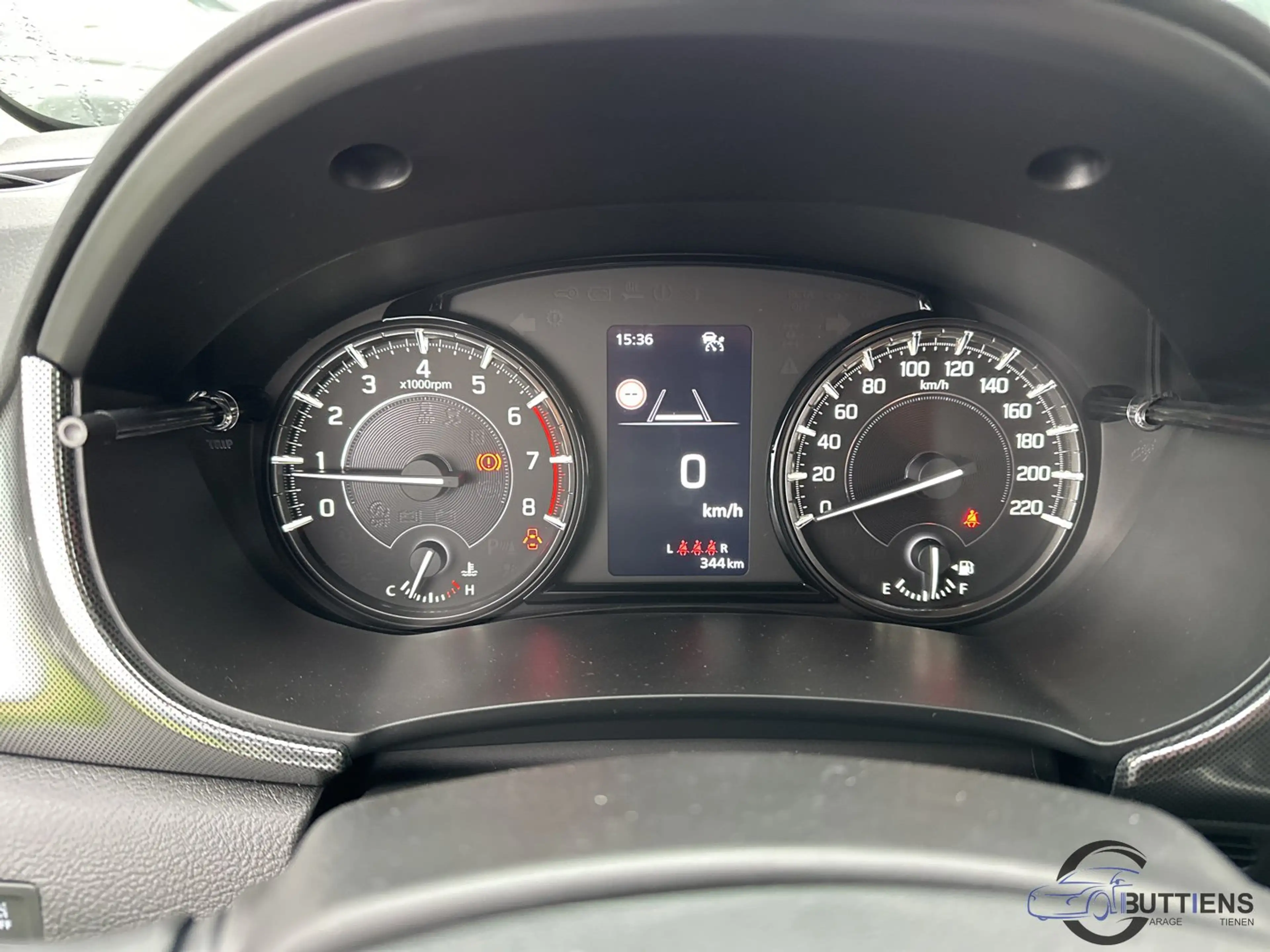 Suzuki Vitara Grand Luxe Xtra SHVS 2WD (MY25) — photo 18