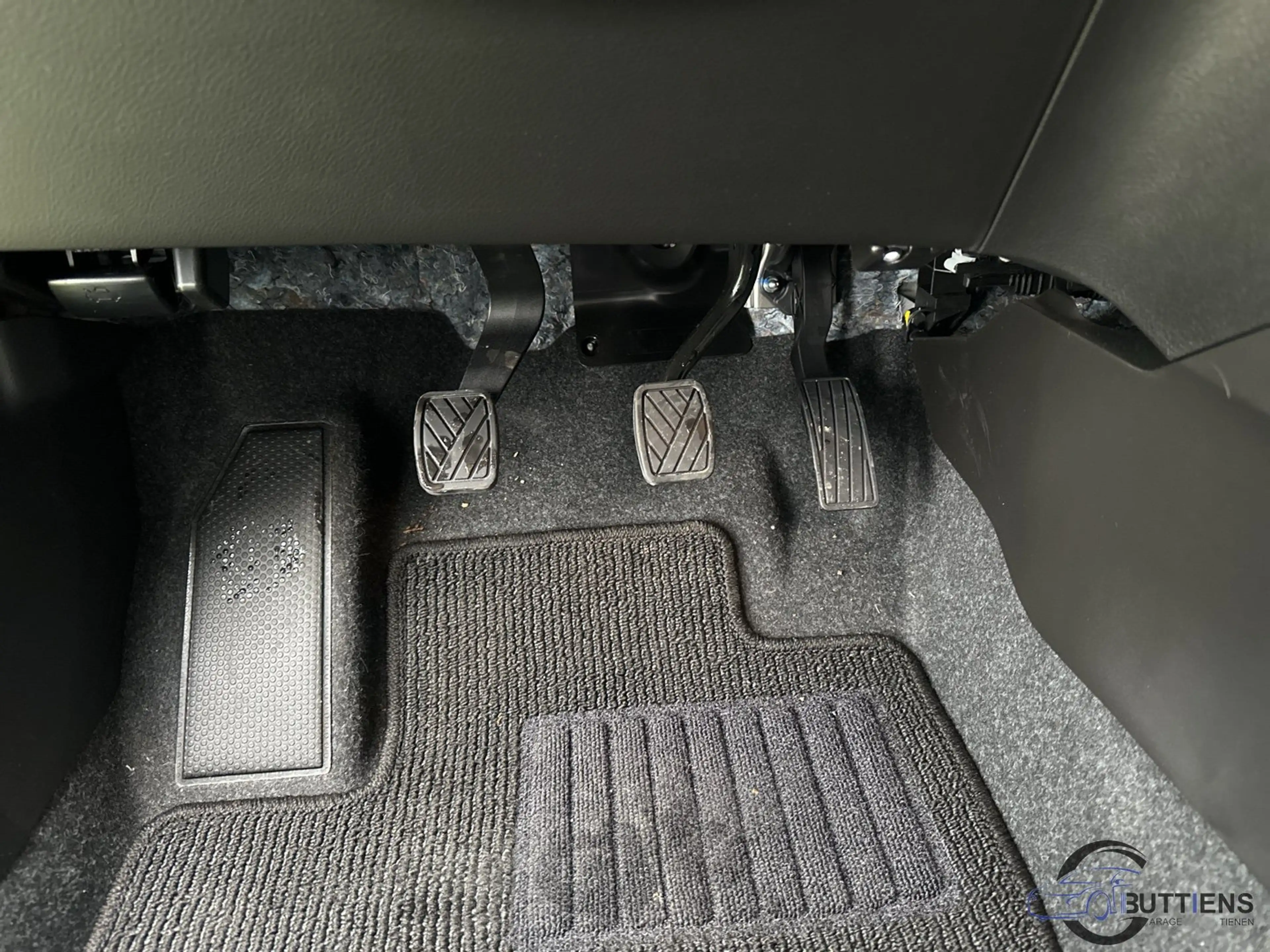 Suzuki Vitara Grand Luxe Xtra SHVS 2WD (MY25) — photo 13