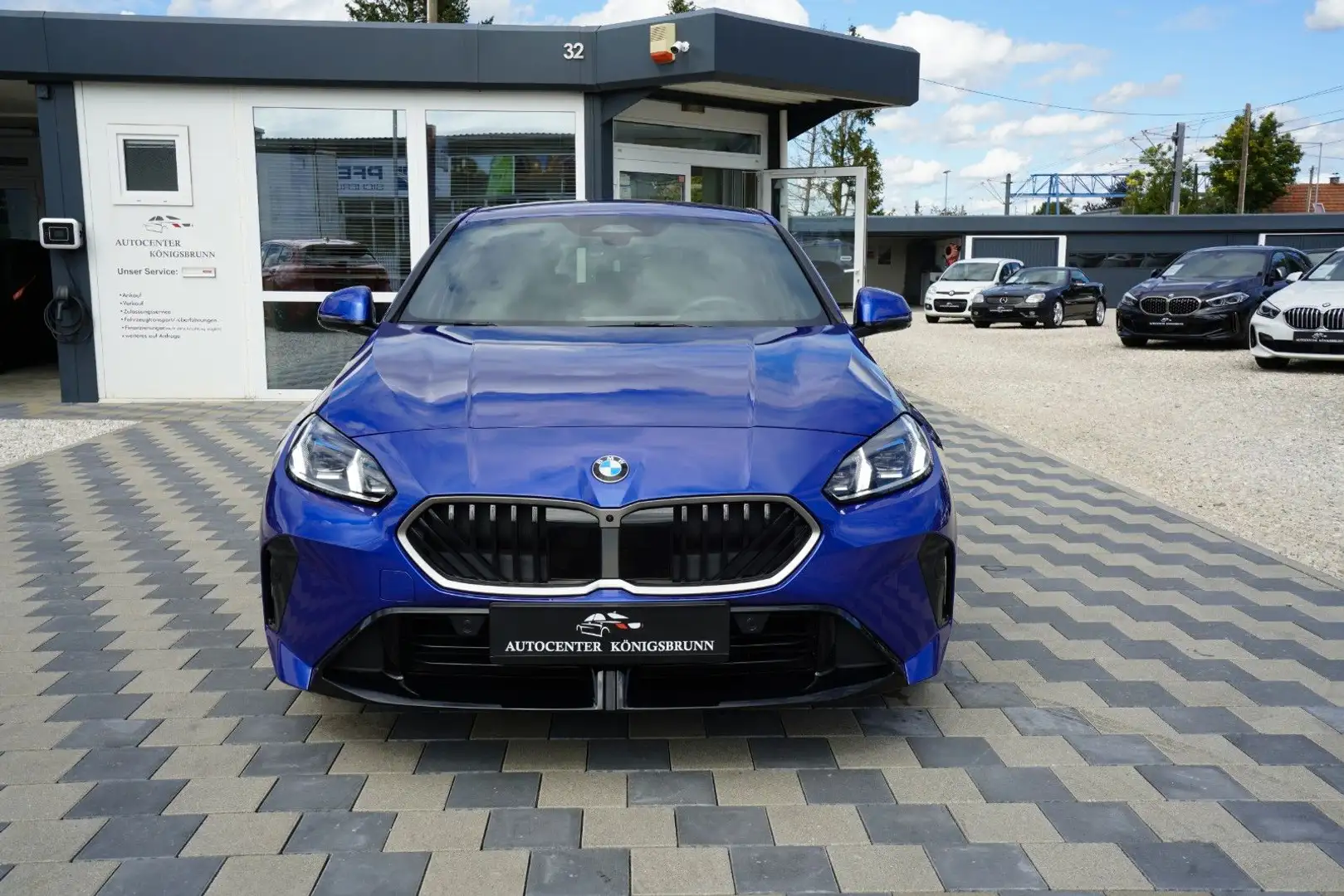 BMW 120 i M Sport*NEW Model*1.Hand*H&K*HUD*AHK*360° Bleu - 2