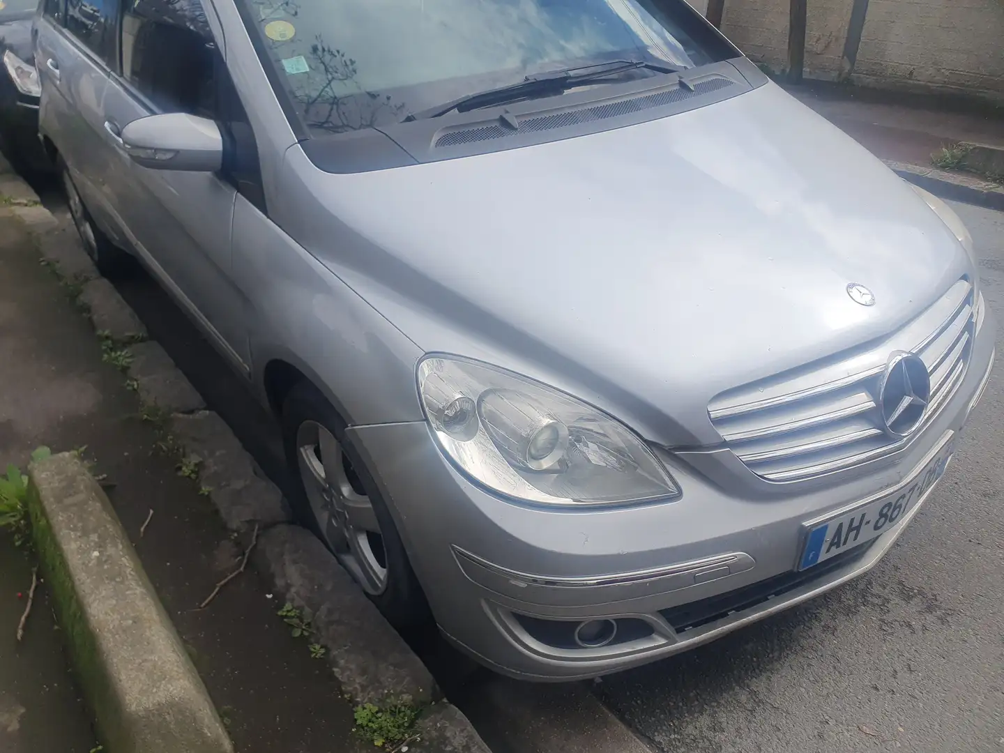 Mercedes-Benz B 180 Classe   CDI Gris - 1