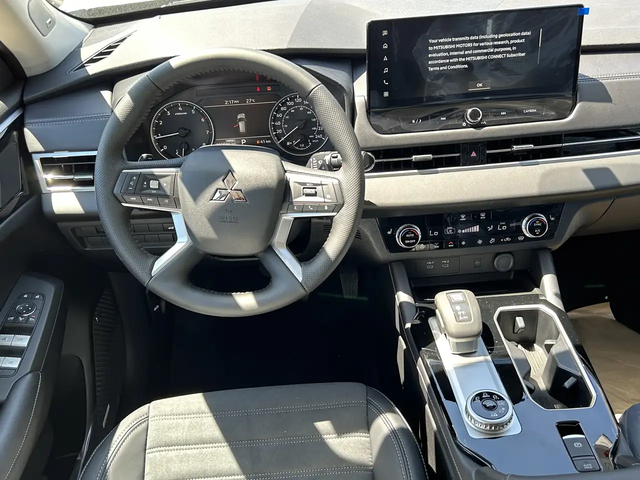 Mitsubishi Outlander fotografie Mitsubishi Outlander