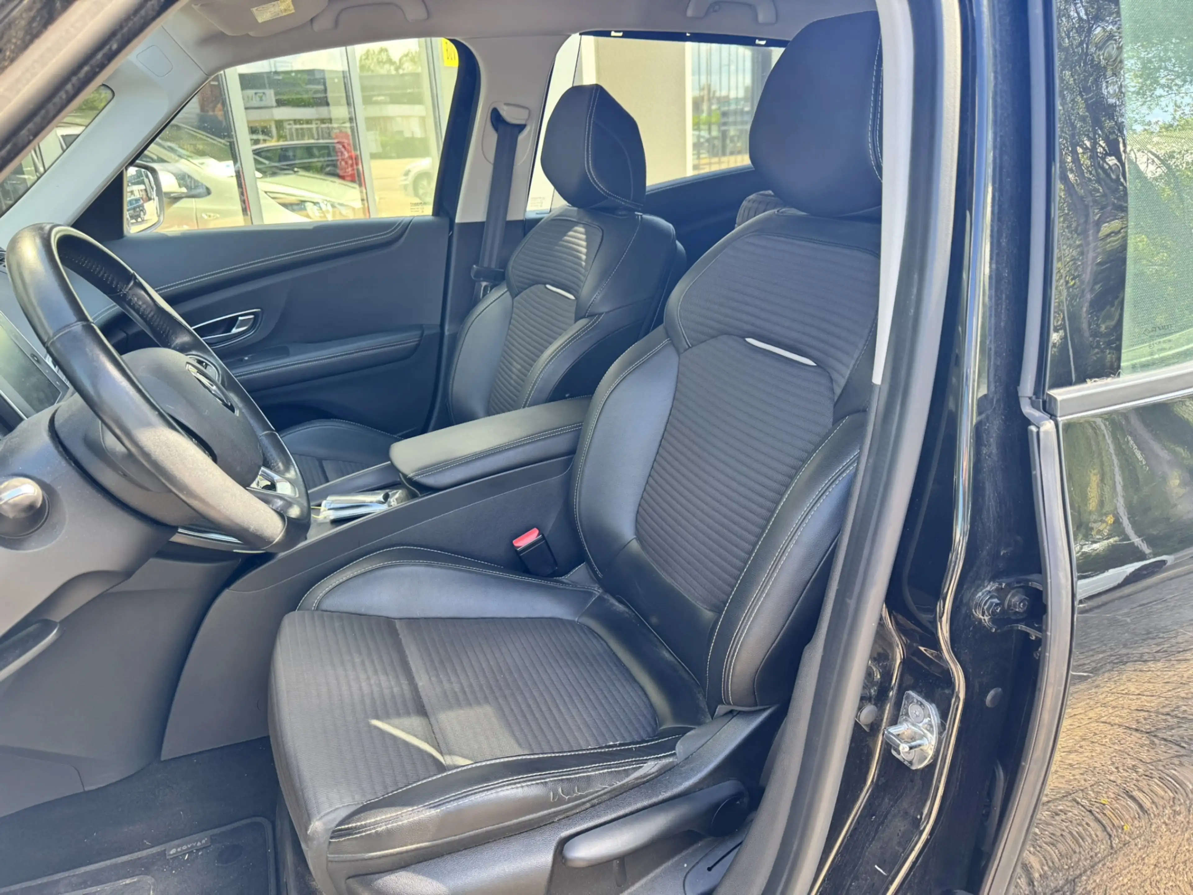 Renault Scenic 1.2 TCe Intens*Navi*ECC*EXPORT/EX.BPM* — photo 8