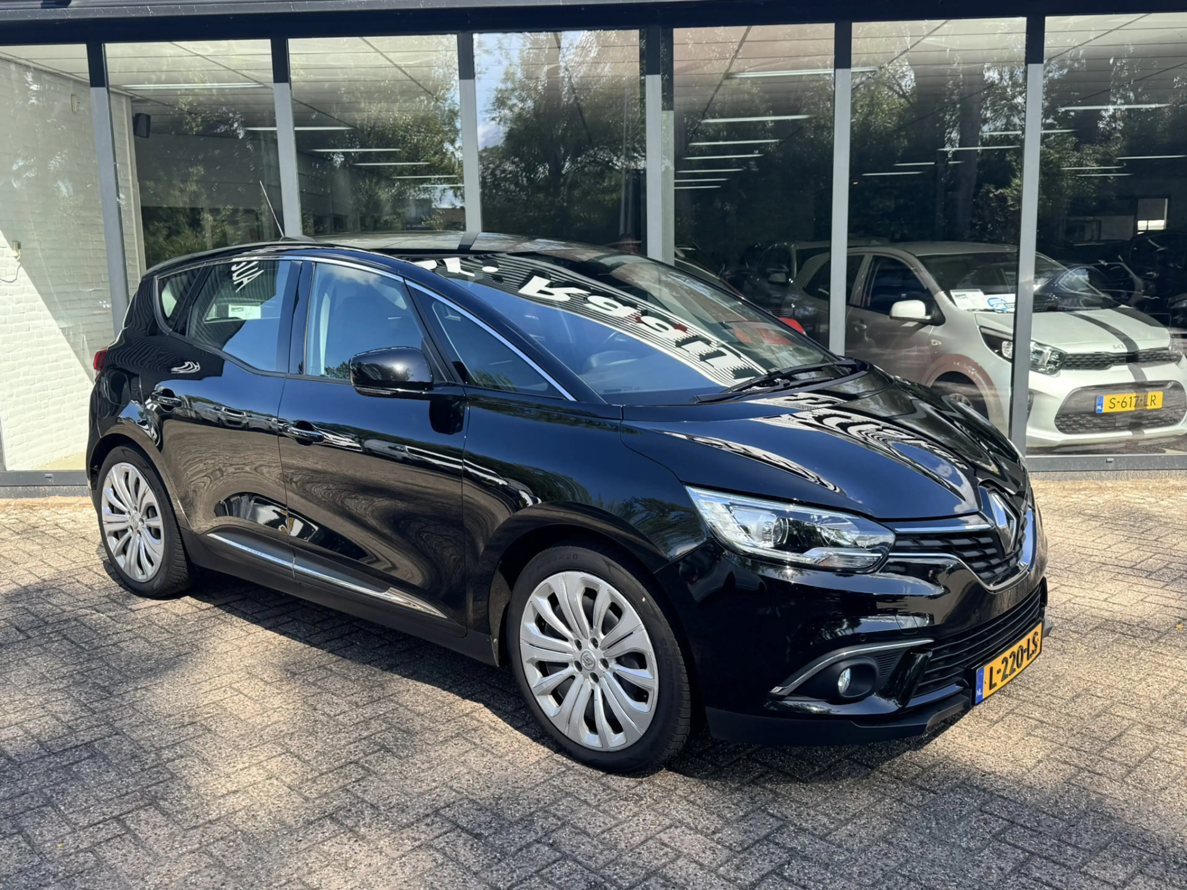 Renault Scenic 1.2 TCe Intens*Navi*ECC*EXPORT/EX.BPM* — photo 4