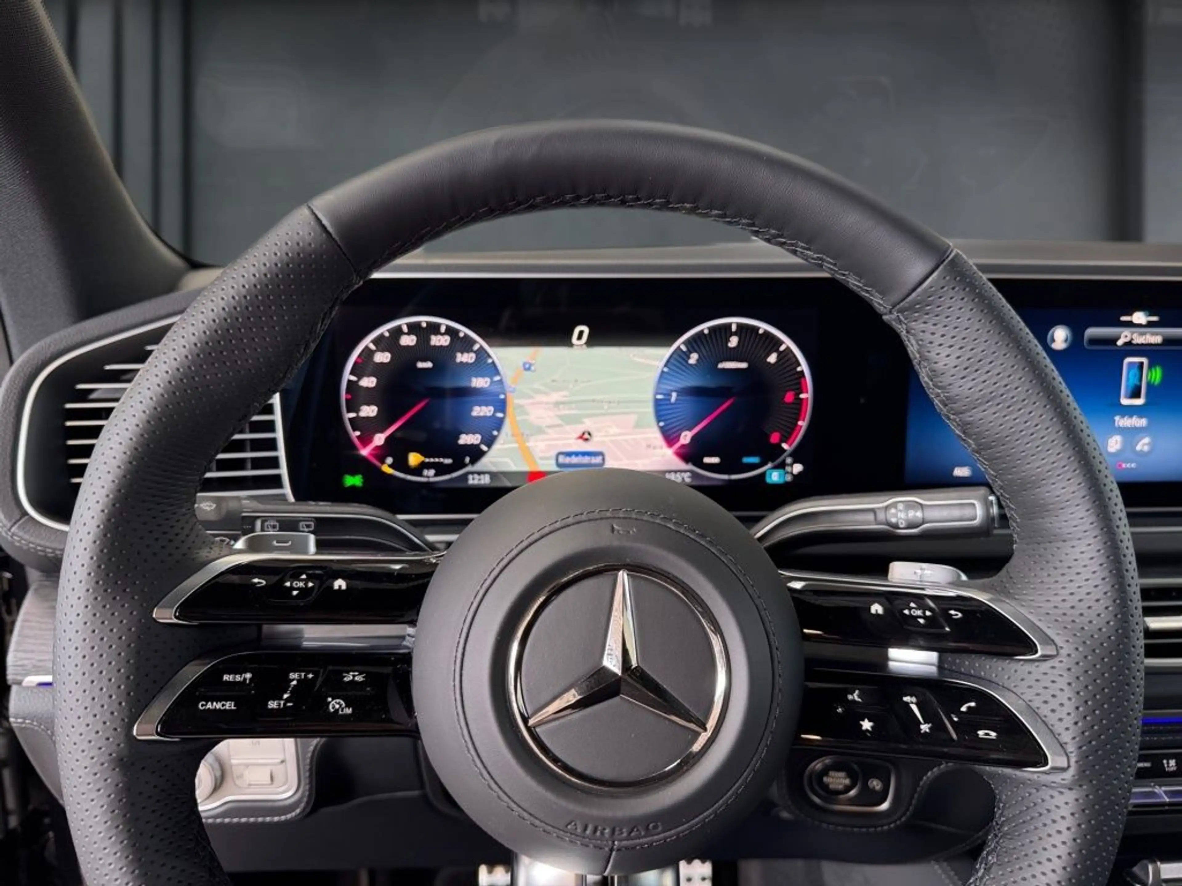 Mercedes-Benz GLS 450 d 4MATIC AMG+MBUX+Memory+Night+Ambiente — photo 7