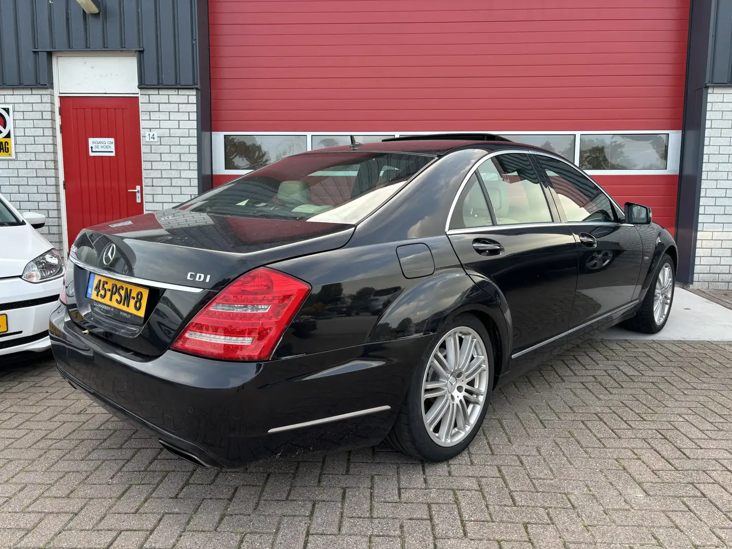 Mercedes-Benz S 350 CDI BlueEFFICIENCY Prestige YOUNGTIMER / INCL BTW Noir - 2