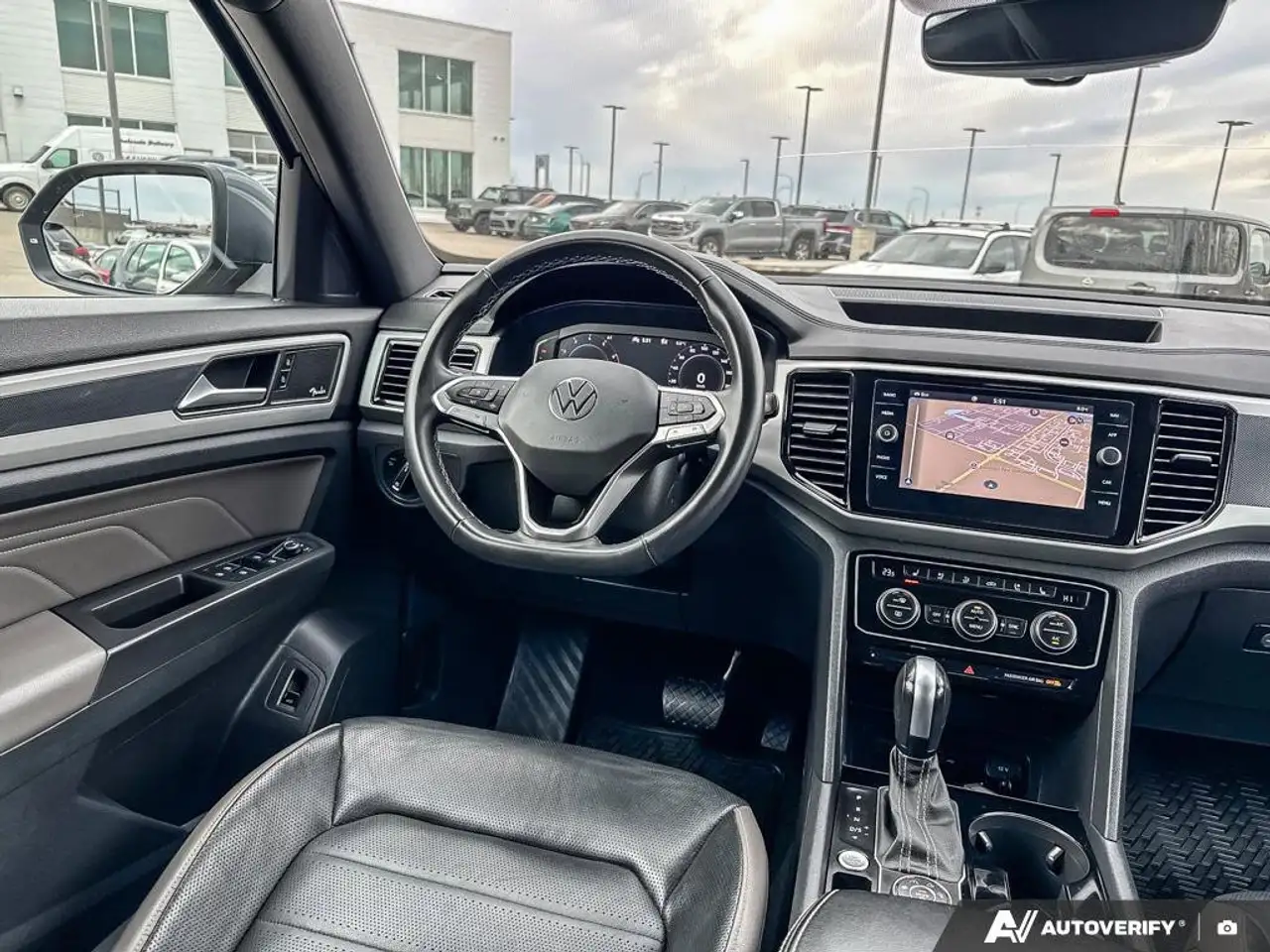 Volkswagen Atlas снимка Volkswagen Atlas