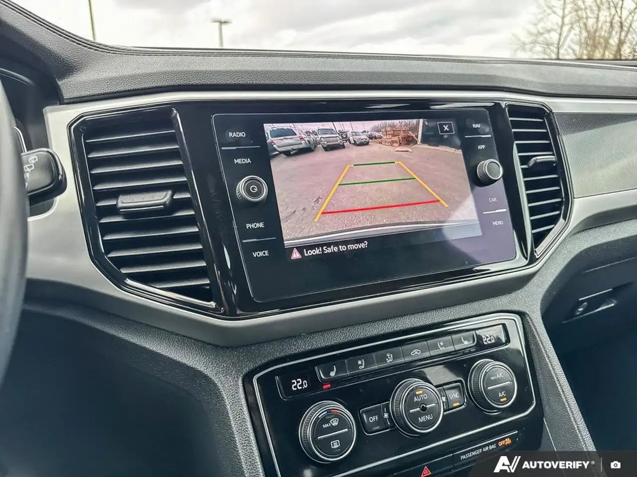 Volkswagen Atlas снимка Volkswagen Atlas