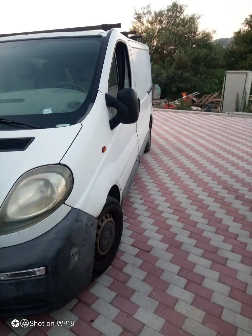 Opel Vivaro Bianco - 2