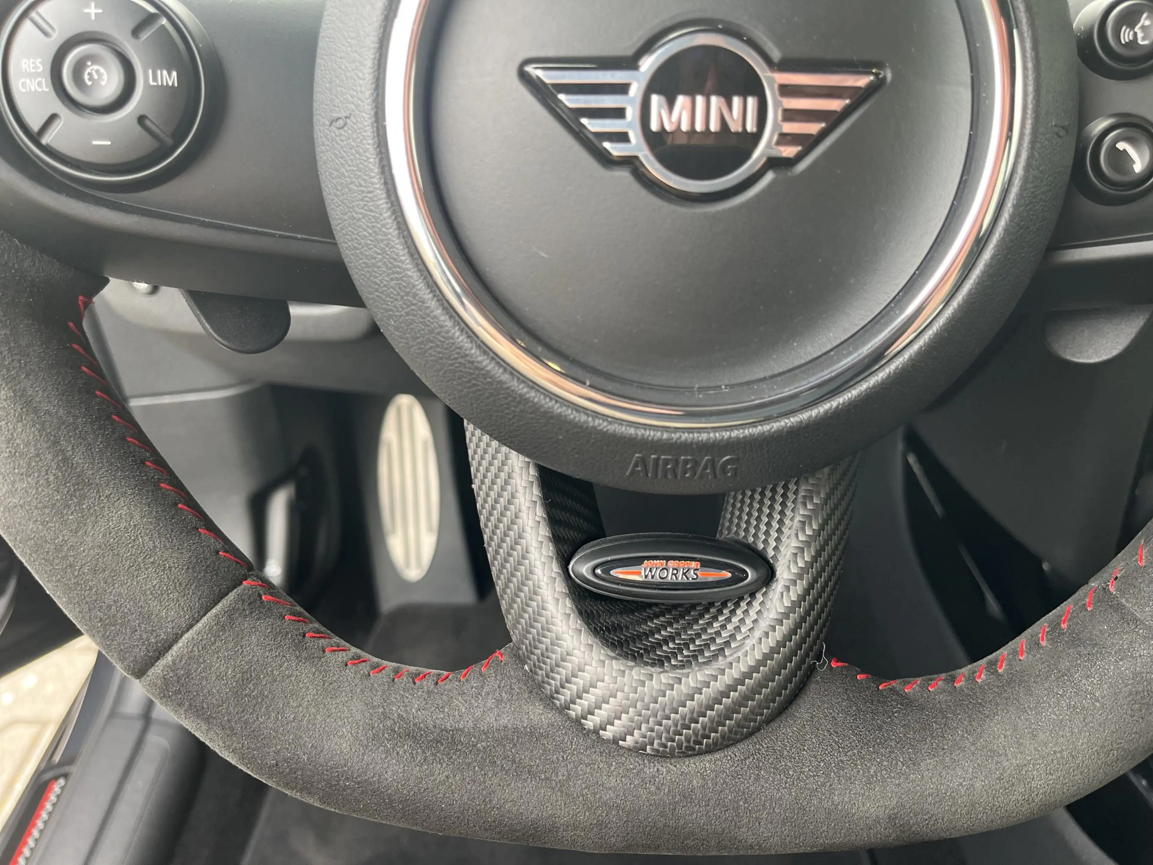 MINI John Cooper Works Clubman ALL4 AT — photo 14