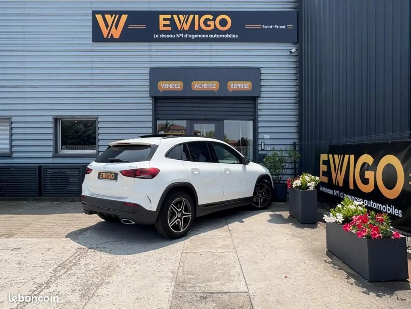Mercedes-Benz GLA 250 Classe Mercedes 250 225ch AMG LINE 4MATIC Toit Ouv - 2