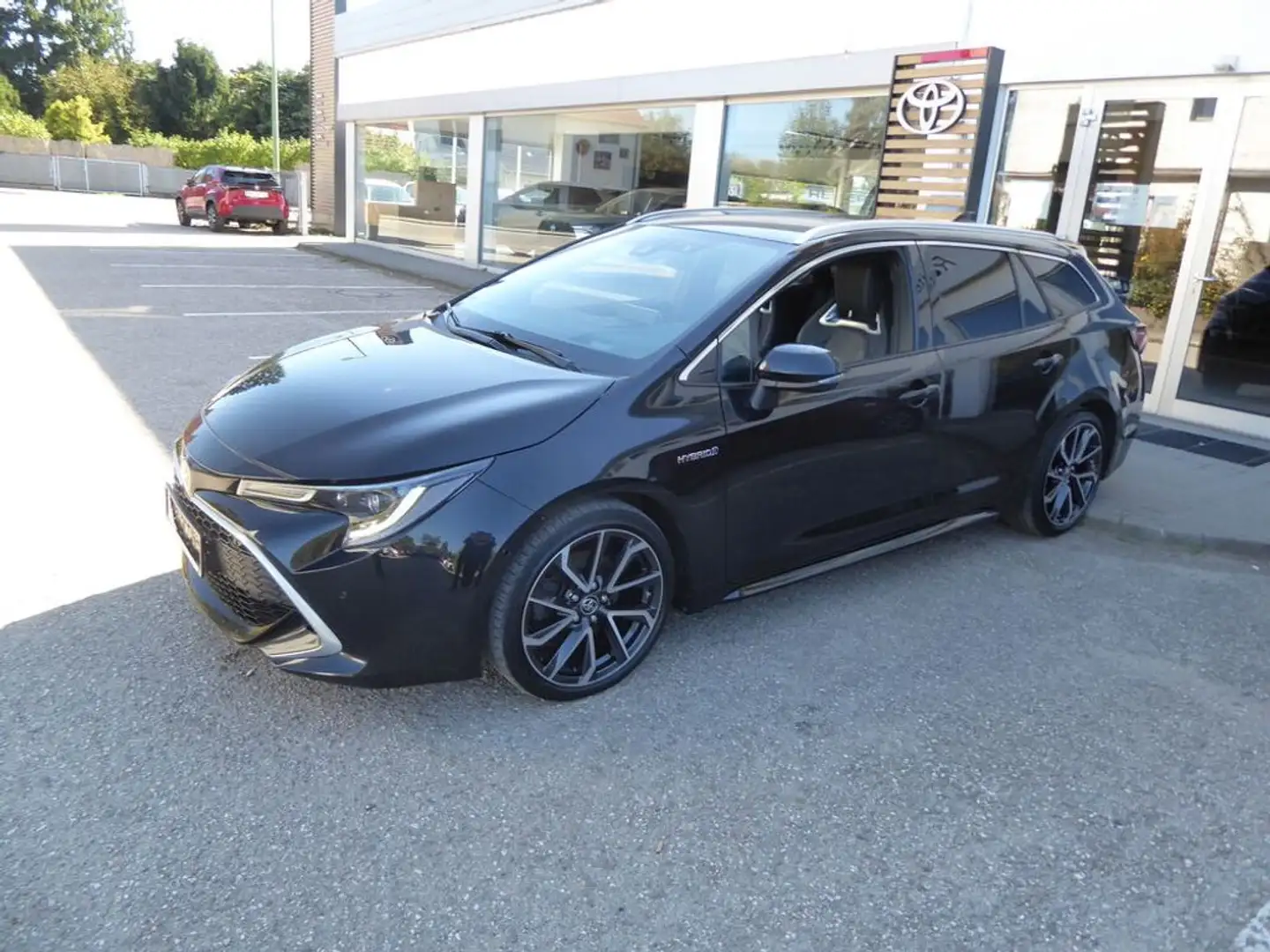 Toyota Corolla TS 2,0 Hybrid *MWST*LEDER*AHK*HUD* Schwarz - 2