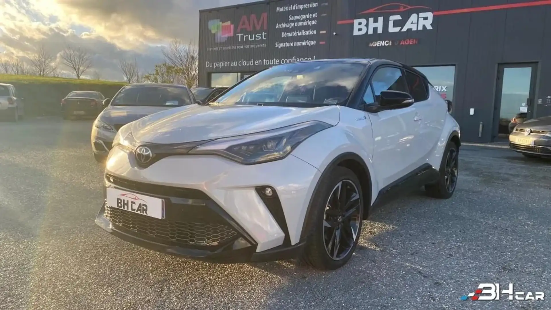 Toyota C-HR 2.0 HSD 184H 150 FULL-HYBRID 1.4KWH GR-SPORT 4X2 E-CVT BVA Blanc - 1