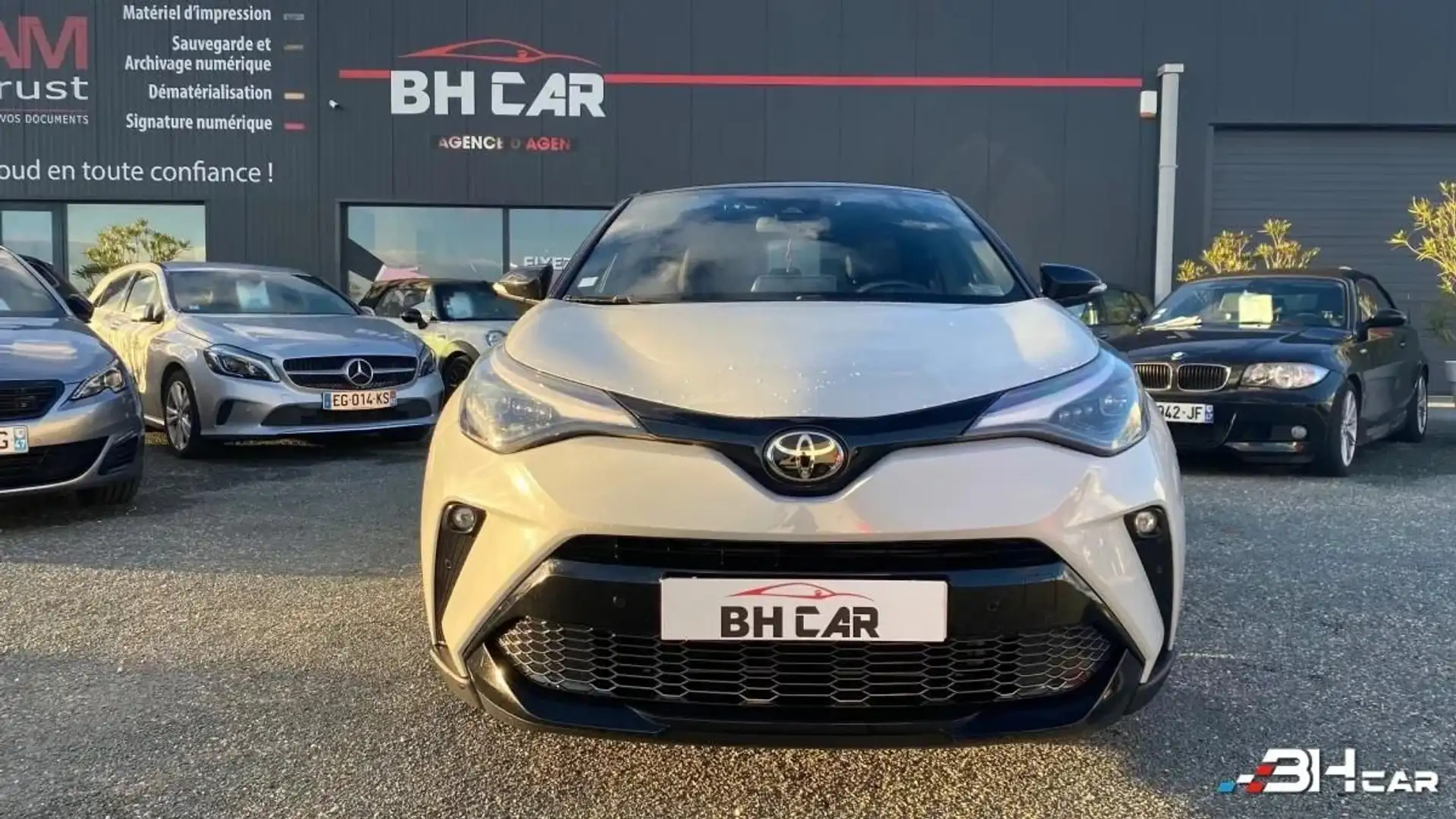 Toyota C-HR 2.0 HSD 184H 150 FULL-HYBRID 1.4KWH GR-SPORT 4X2 E-CVT BVA Blanc - 2