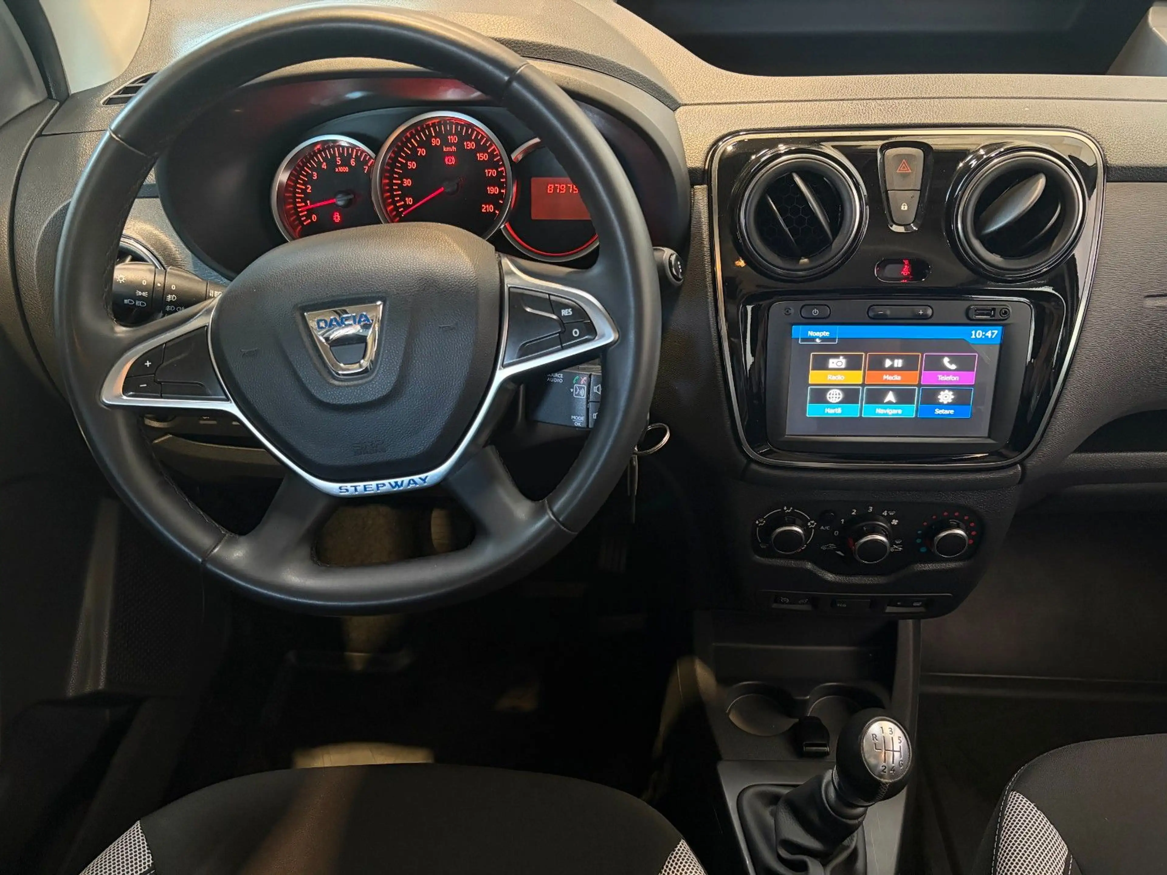 Dacia Dokker Stepway Plus 1.3 — photo 11