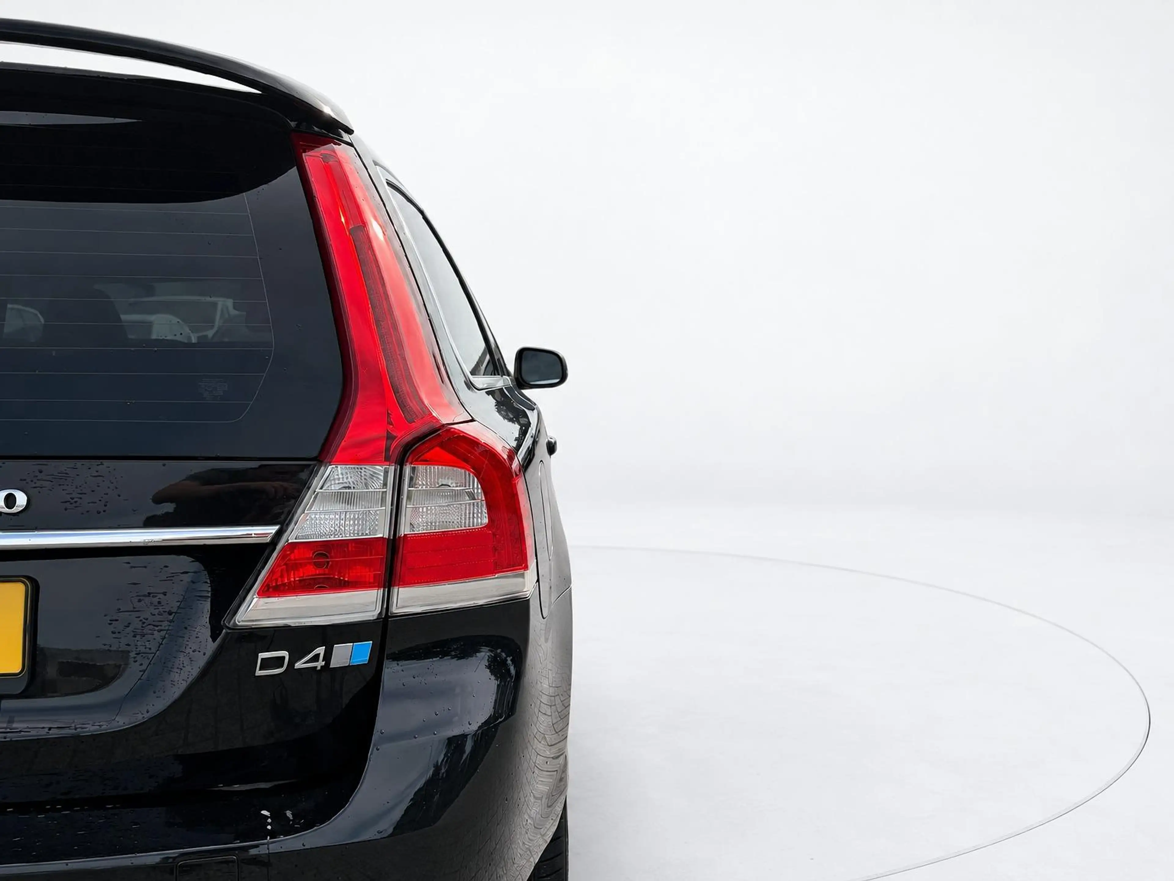 Volvo V70 2.0 D4 Dynamic Edition OPEN DAK - LEER - STOELVERW — photo 10