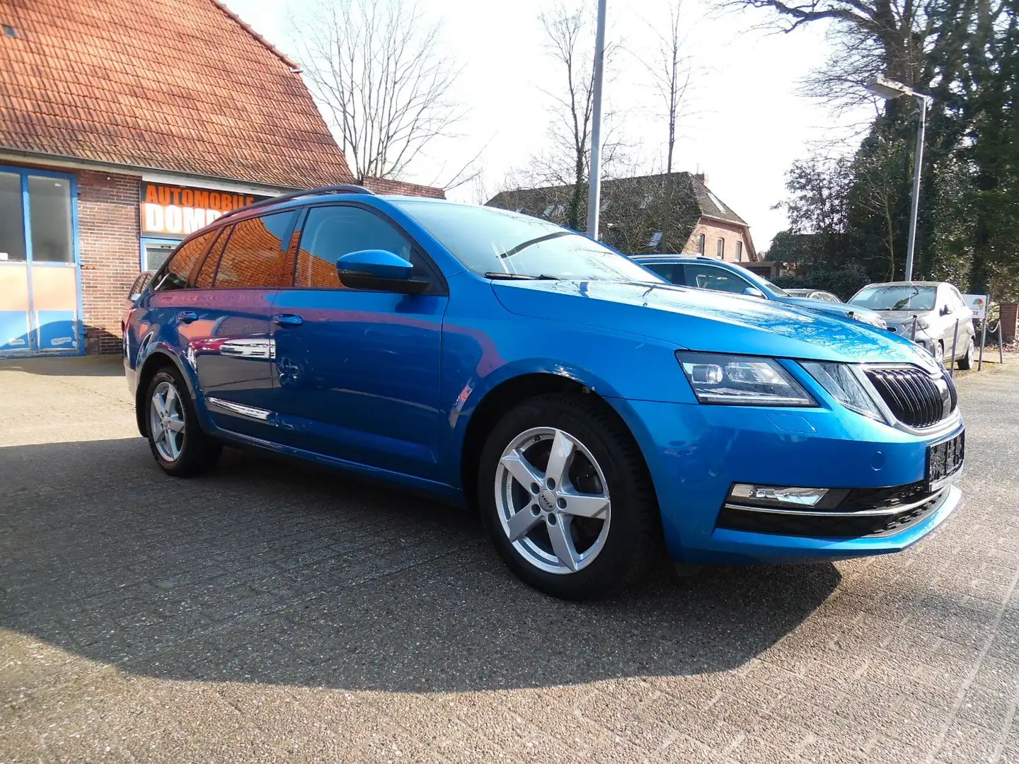 Skoda Octavia 1,4 TSI Style Combi*DSG*SZH*AHK Blau - 1