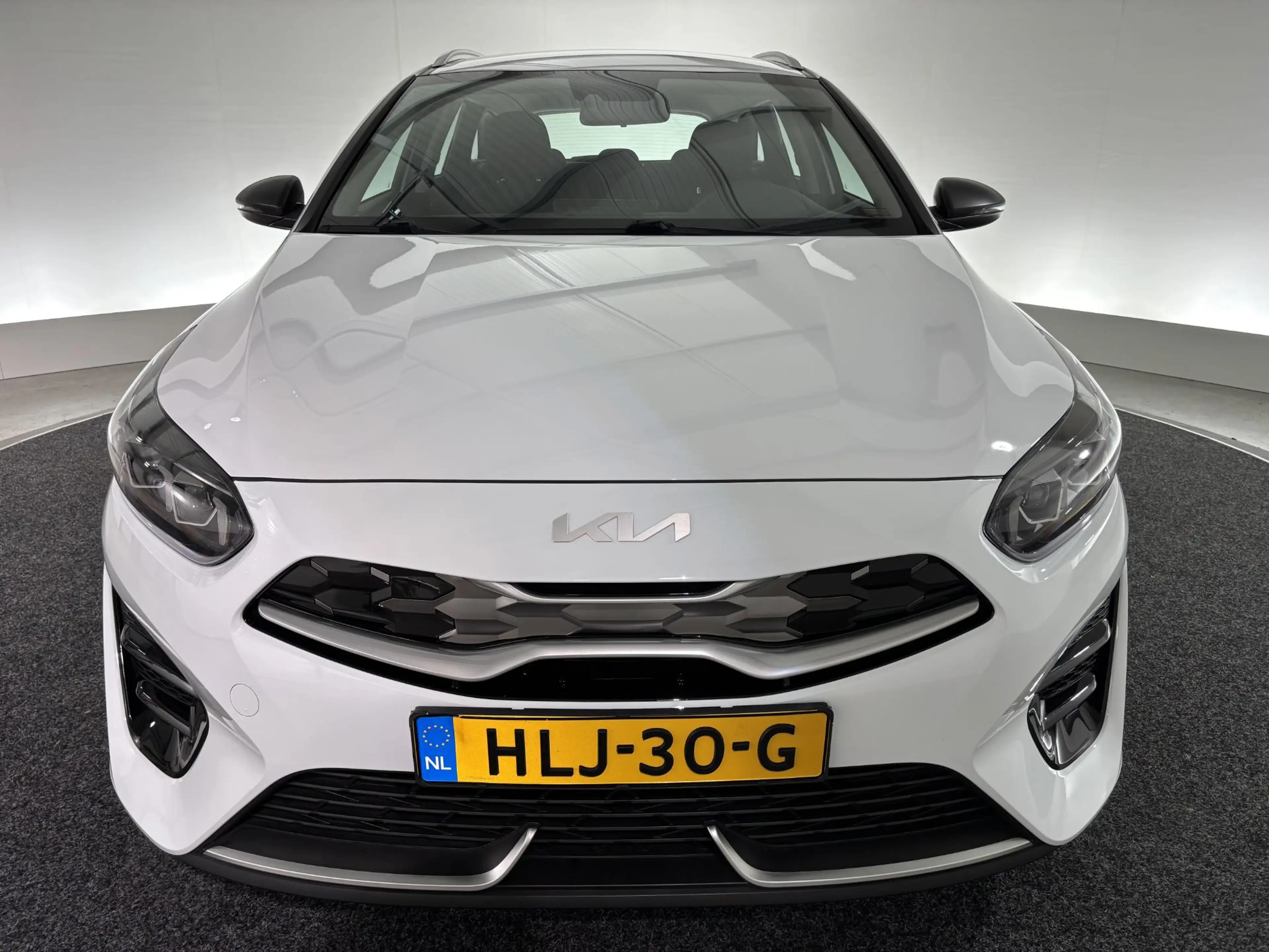 Kia Ceed SW / cee'd SW Sportswagon 1.6 GDI PHEV DynamicLine | STOEL- STUU — photo 23