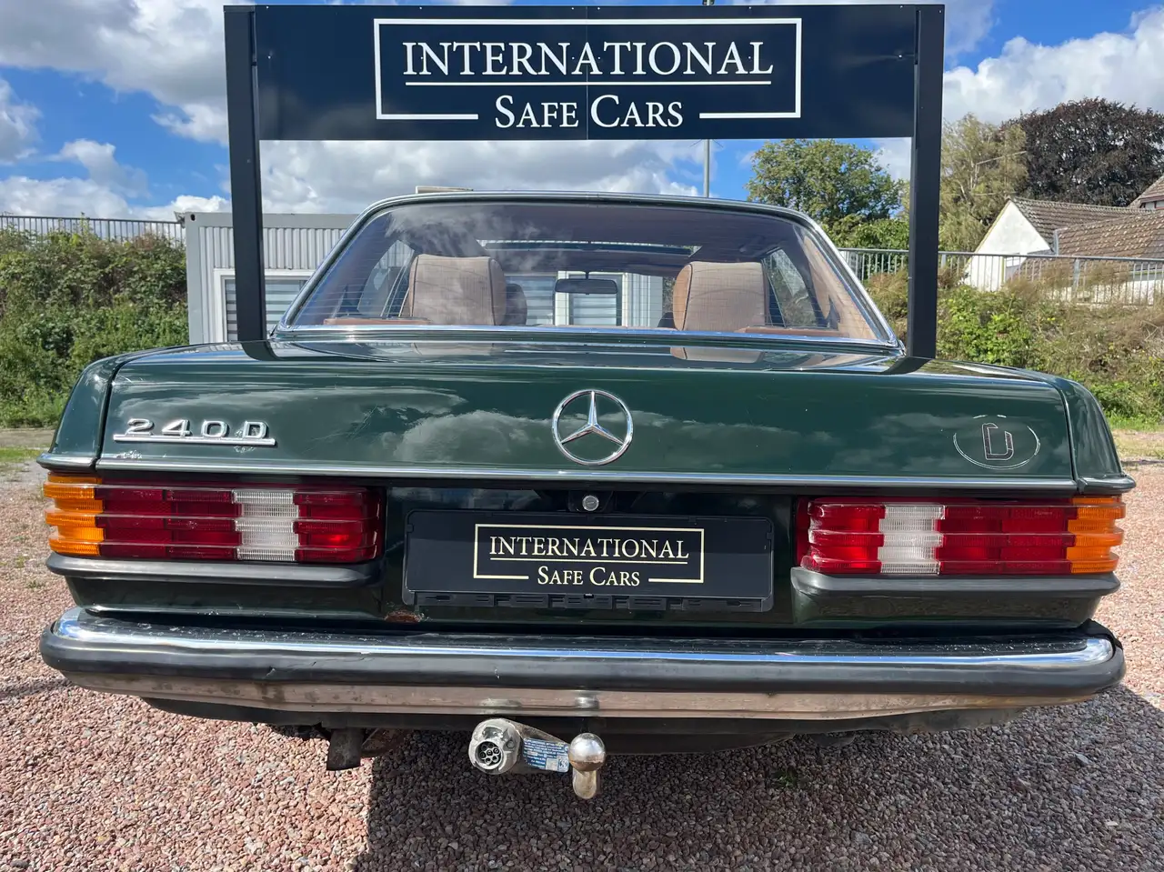 Mercedes-Benz 240 D W123 Oldtimer / TÜV 05.2028 / Schiebedach, foto 5