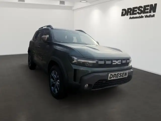 Dacia Duster view 2