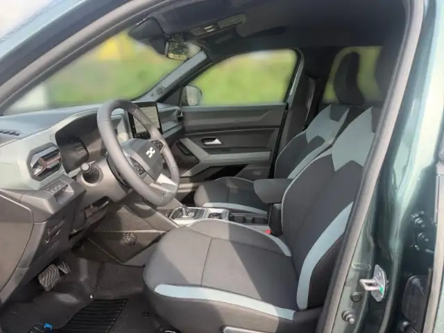 Dacia Duster view 7