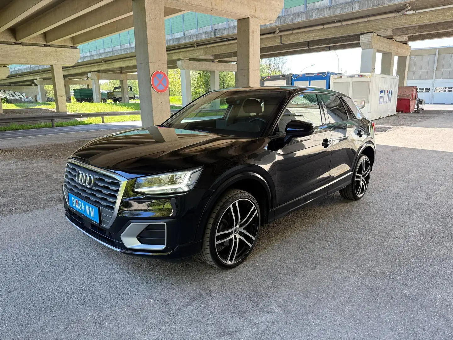 Audi Q2 35 TFSI Sport 110 kW (150 PS), Autom. 7-Gang, F... Schwarz - 1