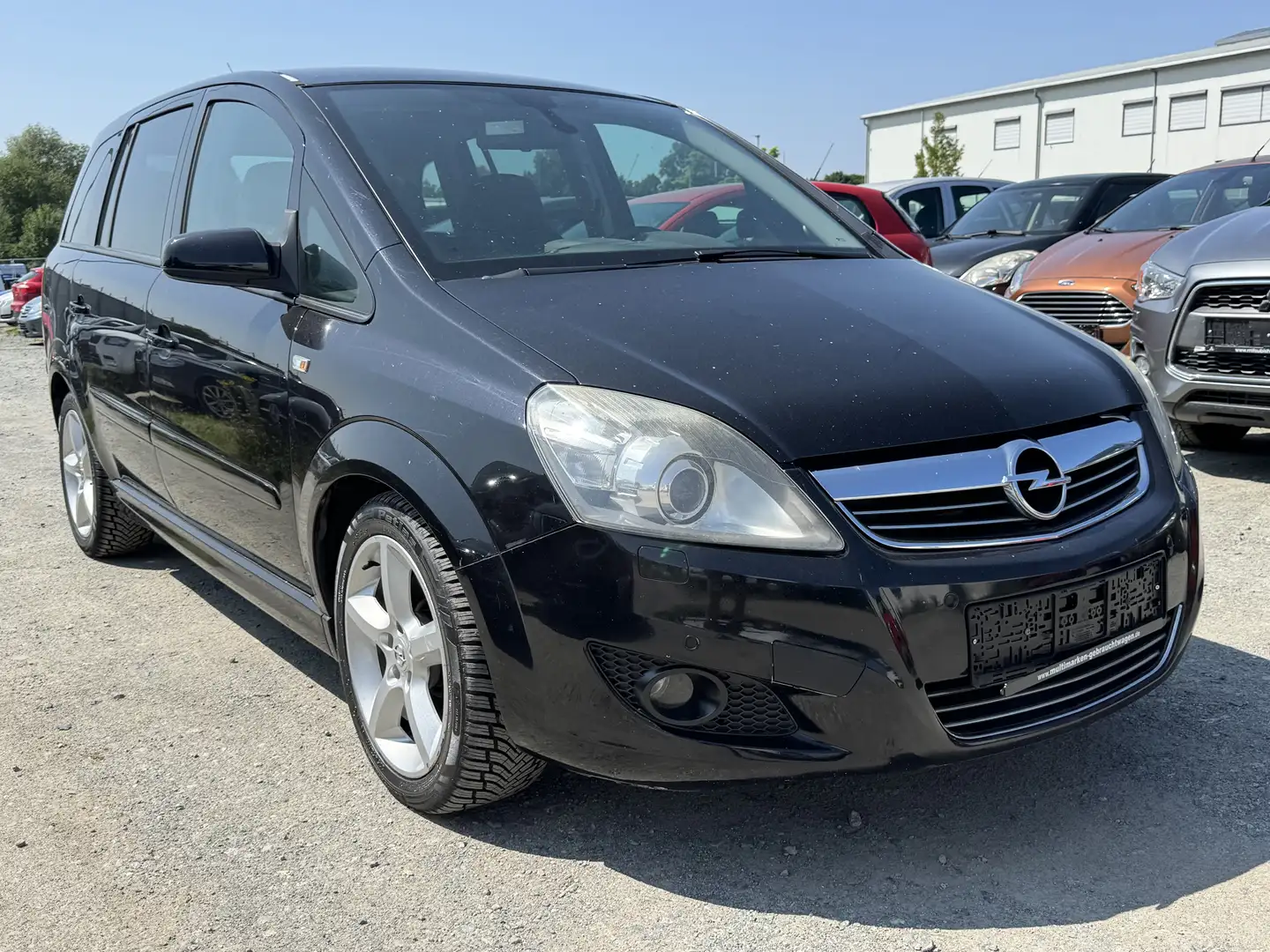 Opel Zafira 1.9 CDTI AUTOMATIK XENON KLIMAA TÜV 7-26 SPORT Schwarz - 2
