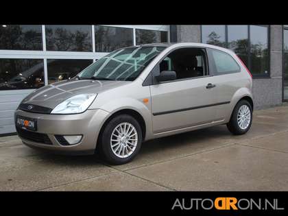 Ford Fiesta 1.4-16V Trend Automaat / Airco