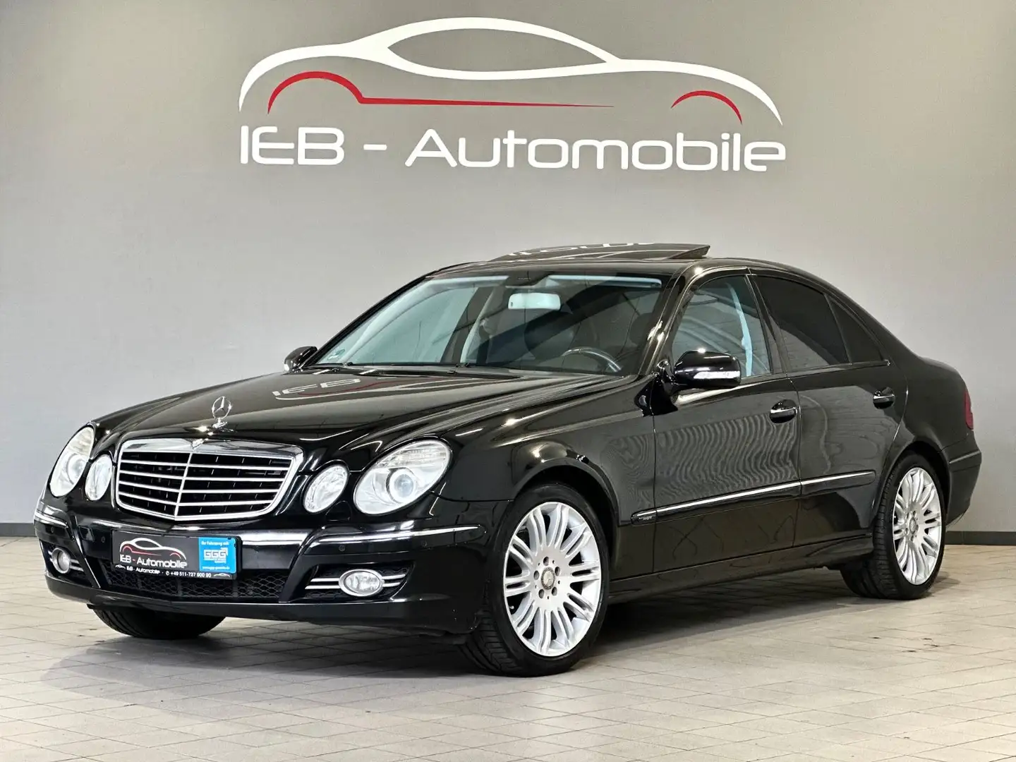 Mercedes-Benz E 420 CDI Avantgarde V8/Automatik/COMAND/Xenon Schwarz - 1