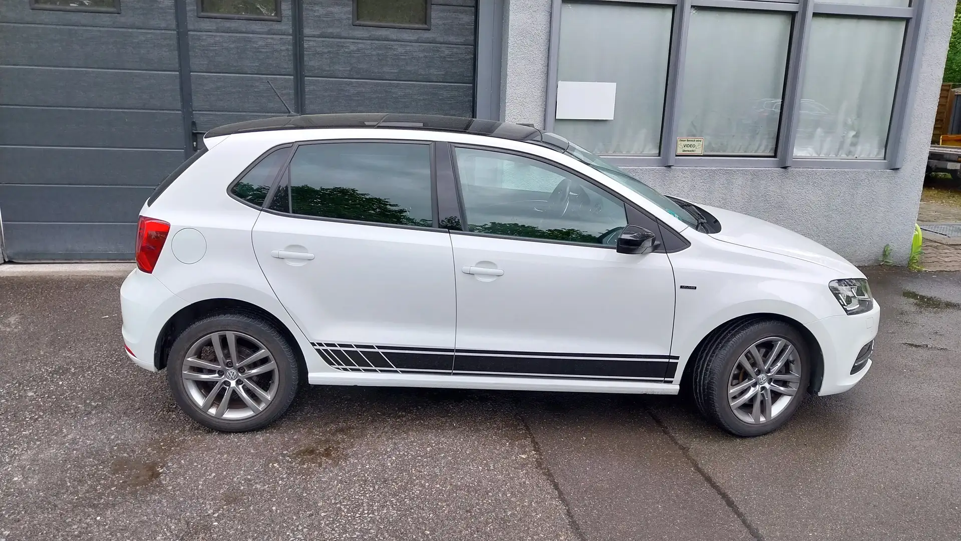 Volkswagen Polo Lounge BMT/Start-Stopp 8-Fach Alu LED/PDC/SHZ/PANO Weiß - 2