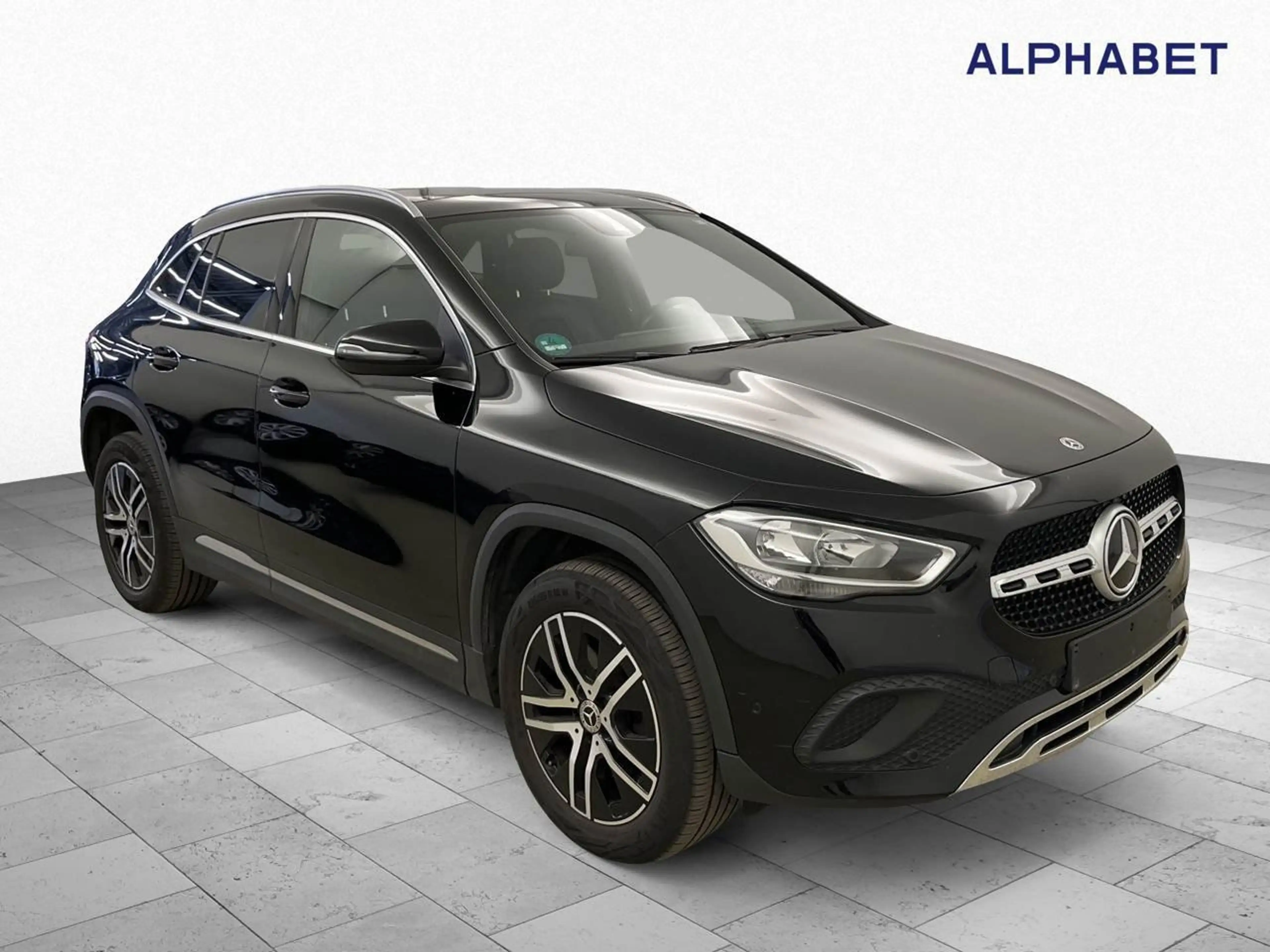Mercedes-Benz GLA 220 d 4Matic Progressive AHK Pano S-Dach Key — photo 7
