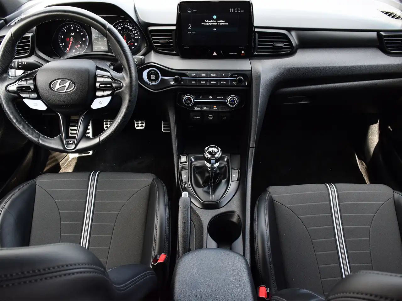 Hyundai VELOSTER снимка Hyundai VELOSTER