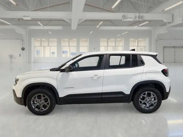 Jeep Avenger view 5