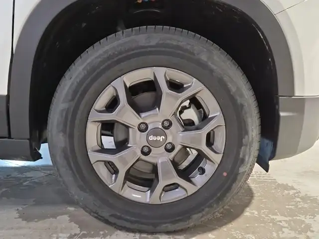 Jeep Avenger view 13