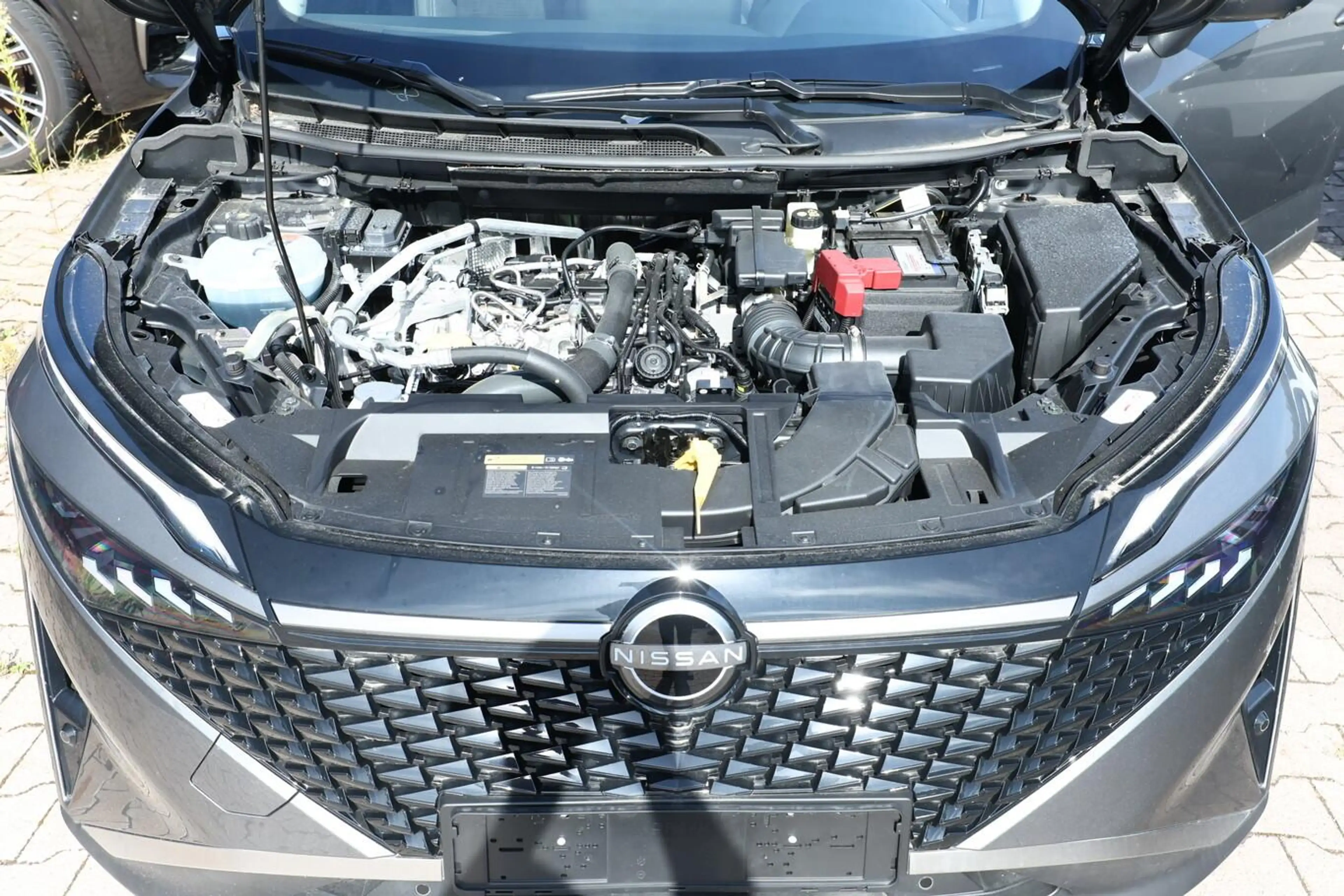 Nissan Qashqai AT N-Connecta Nav SHZ PrivG LED ACC LHZ 116 kW ... — photo 12