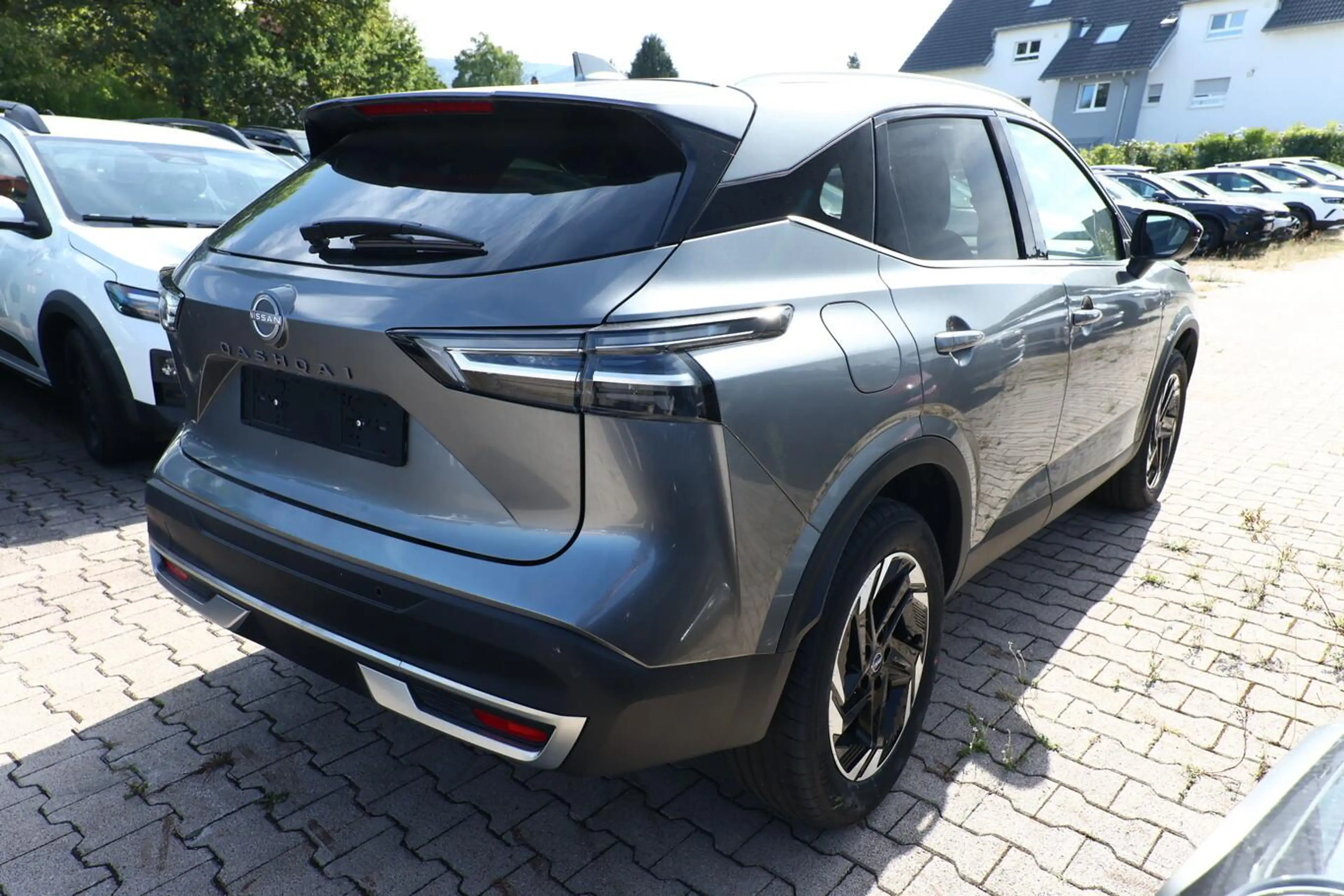 Nissan Qashqai AT N-Connecta Nav SHZ PrivG LED ACC LHZ 116 kW ... — photo 3