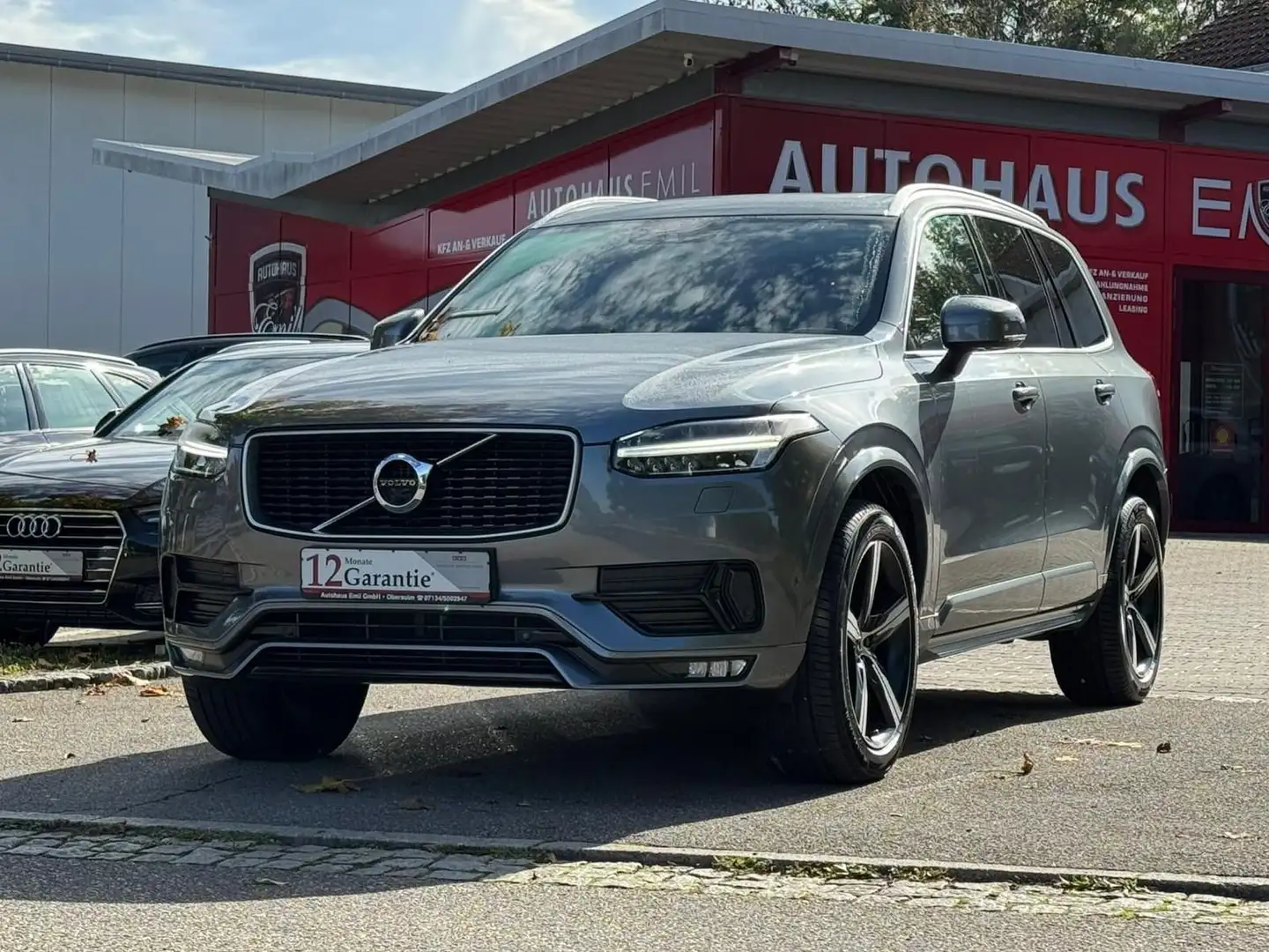 Volvo XC90 R Design AWD/AppleCarPlay/Kamera/Navi Grau - 1