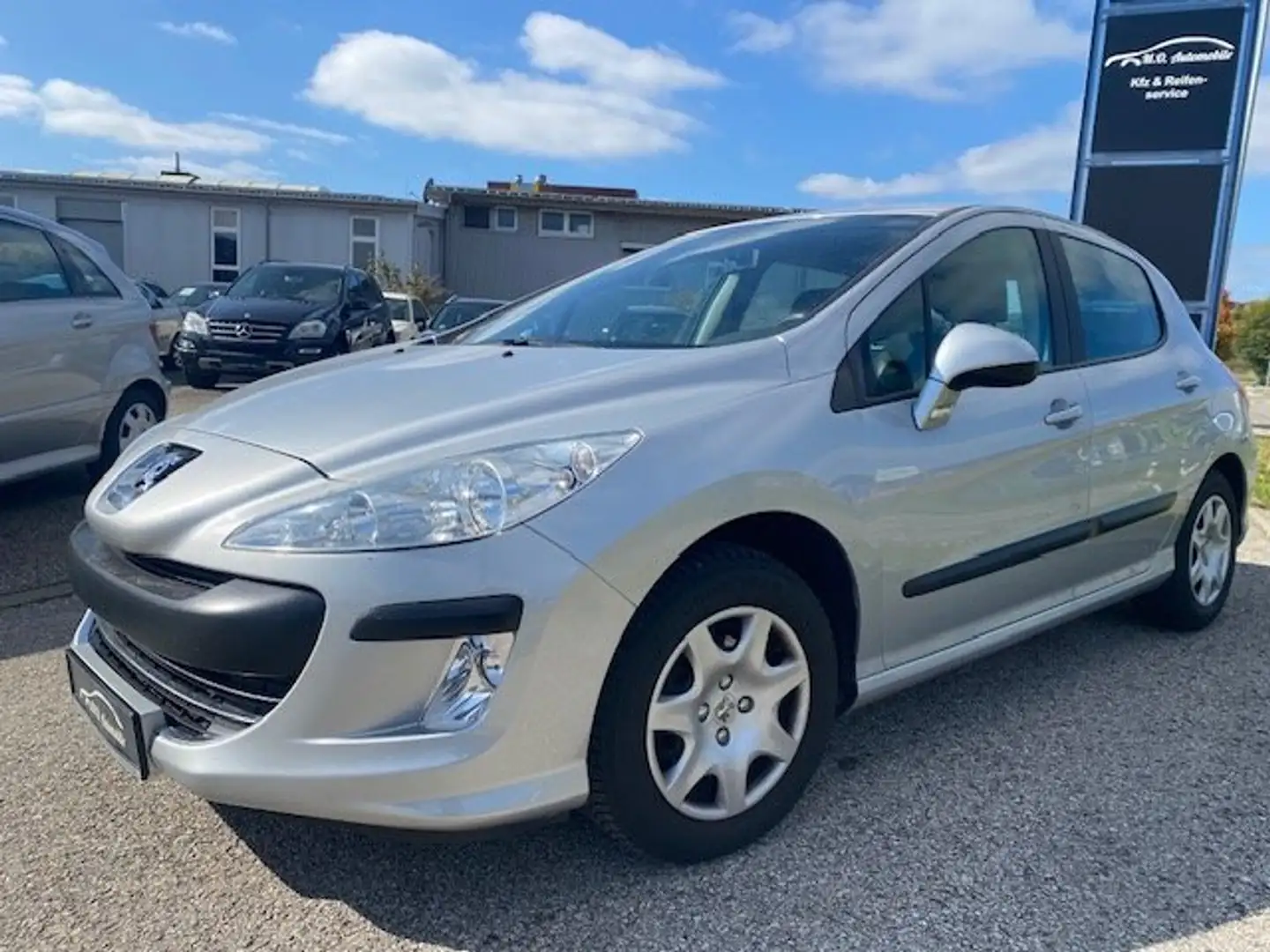 Peugeot 308 1.4 Tendance1.Hand-AHK-Orig.130Tkm-TÜV bis03/27 Grau - 1