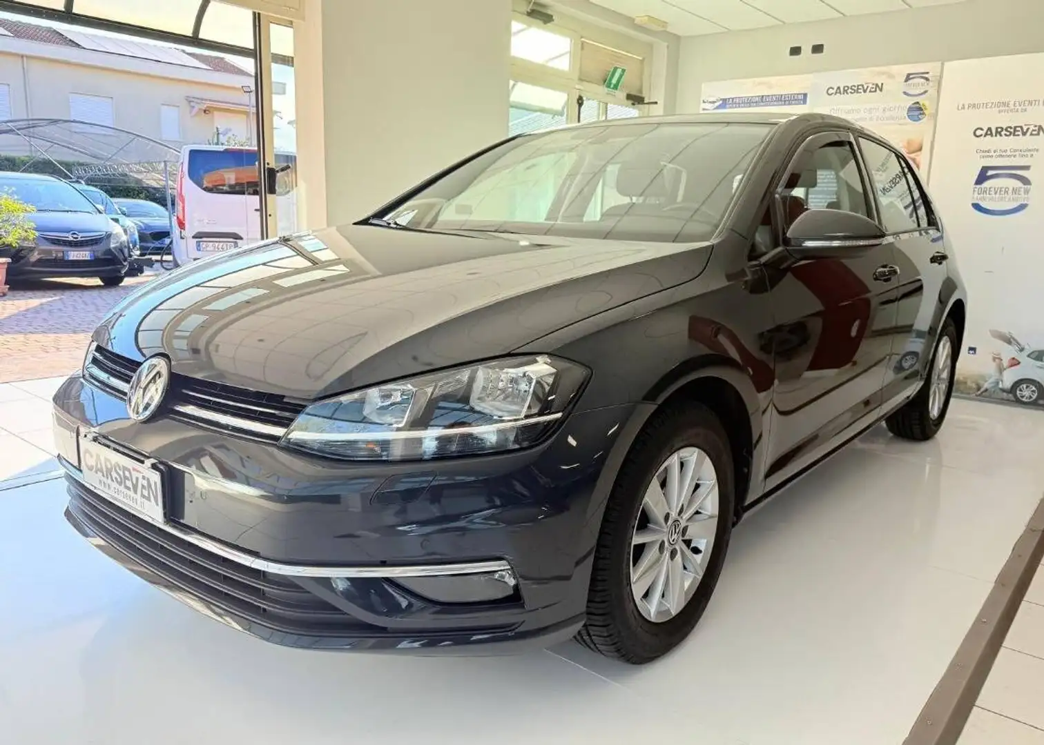 Volkswagen Golf 1.6 tdi Business 115cv Grigio - 1