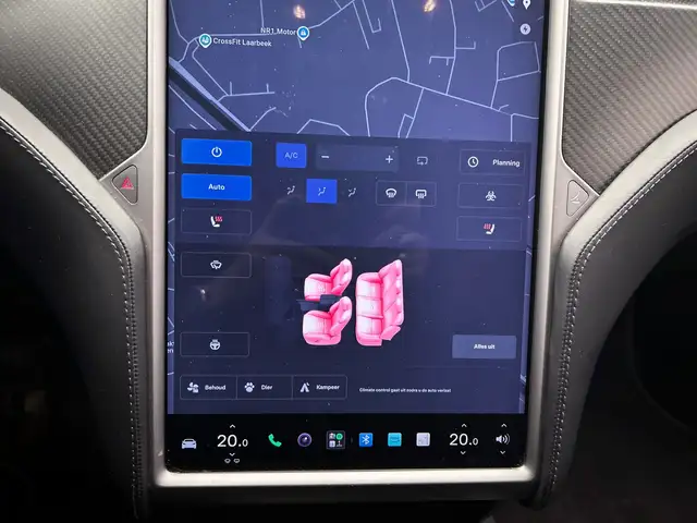 Tesla Model S view 13