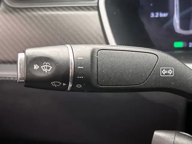 Tesla Model S view 20