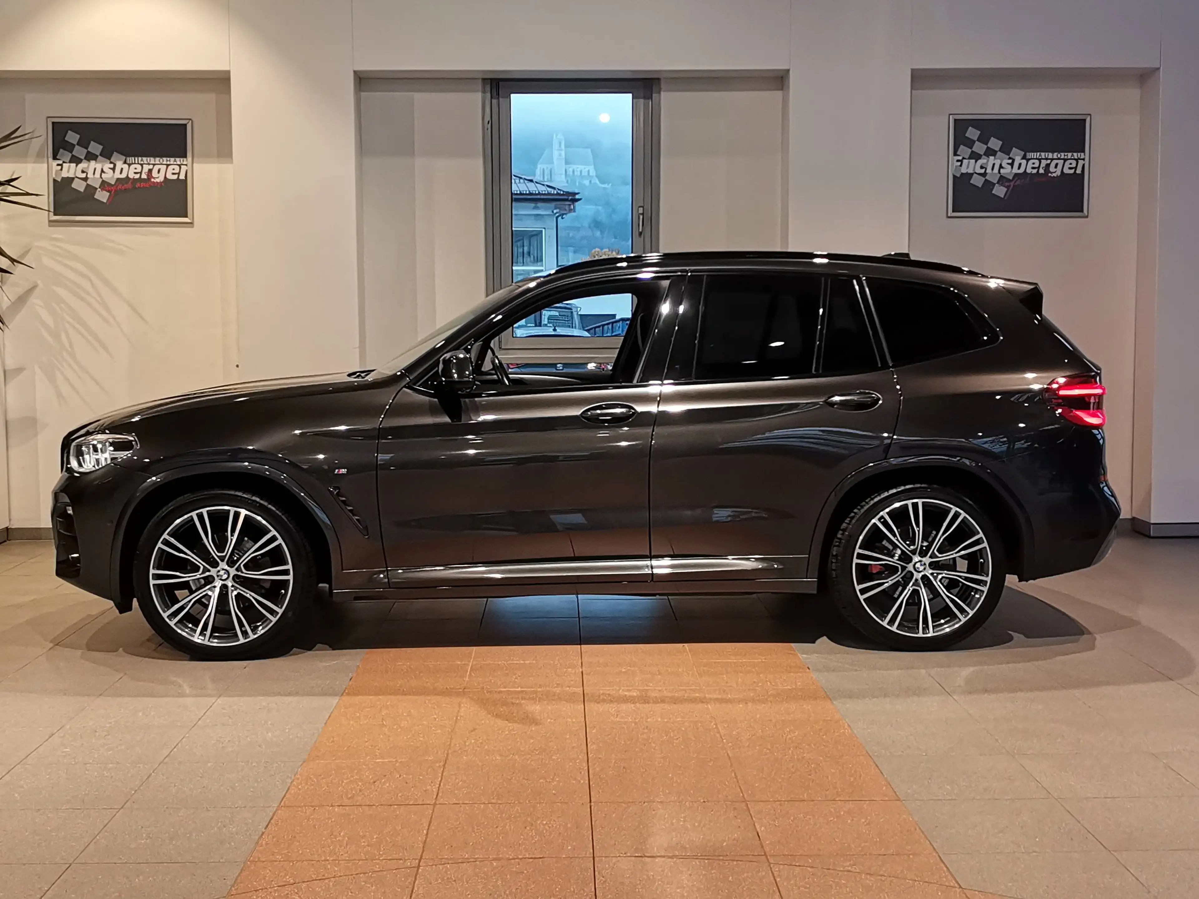 BMW X3 xDrive 20d M-Sport*AHK*Head-UP*Kessy*LED*21Zoll* — photo 3