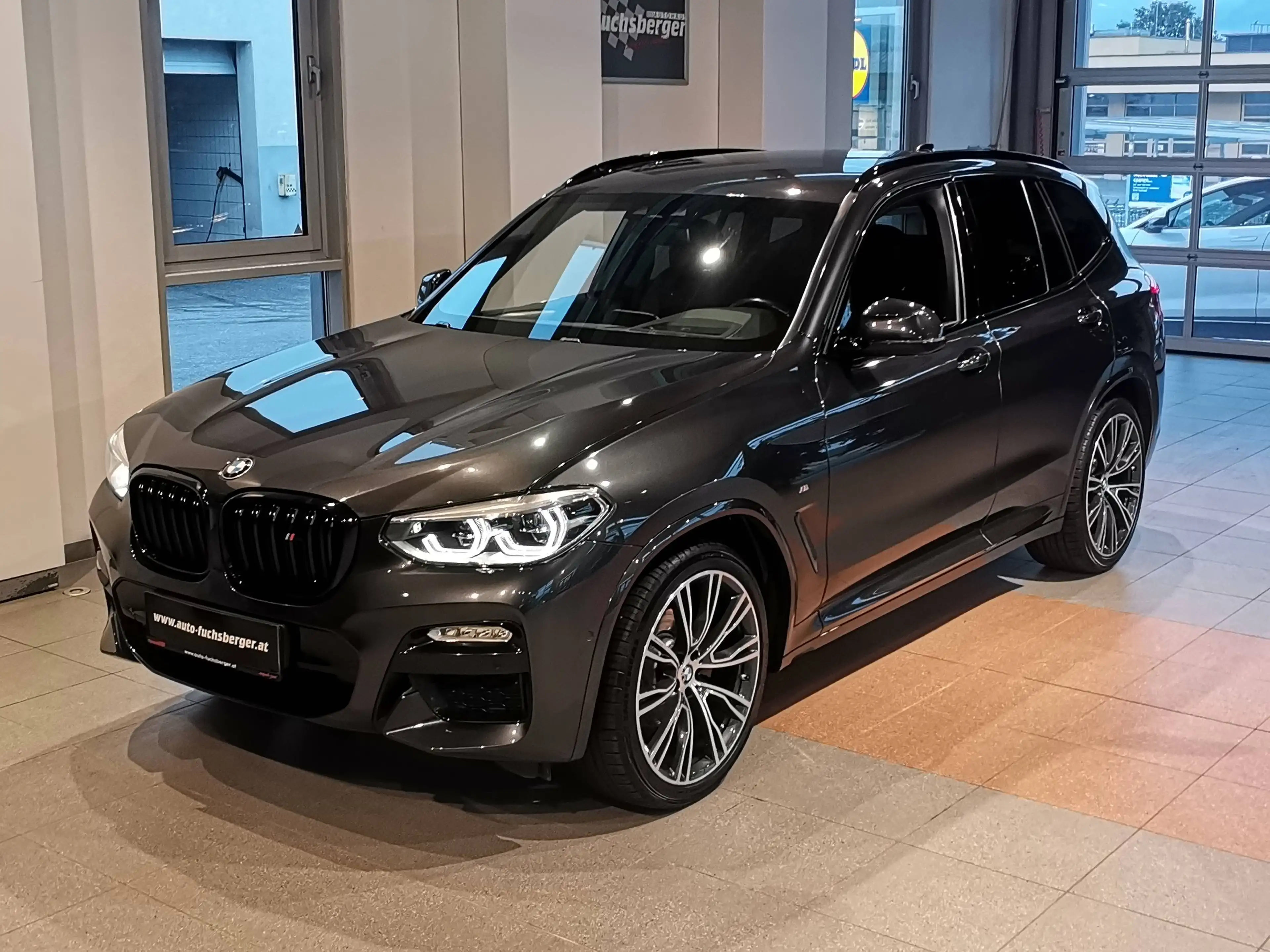 BMW X3 xDrive 20d M-Sport*AHK*Head-UP*Kessy*LED*21Zoll* — photo 4